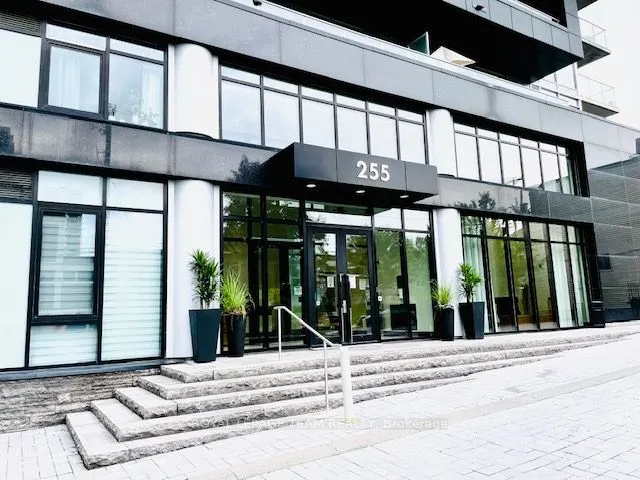 255 BAY Street, #316
