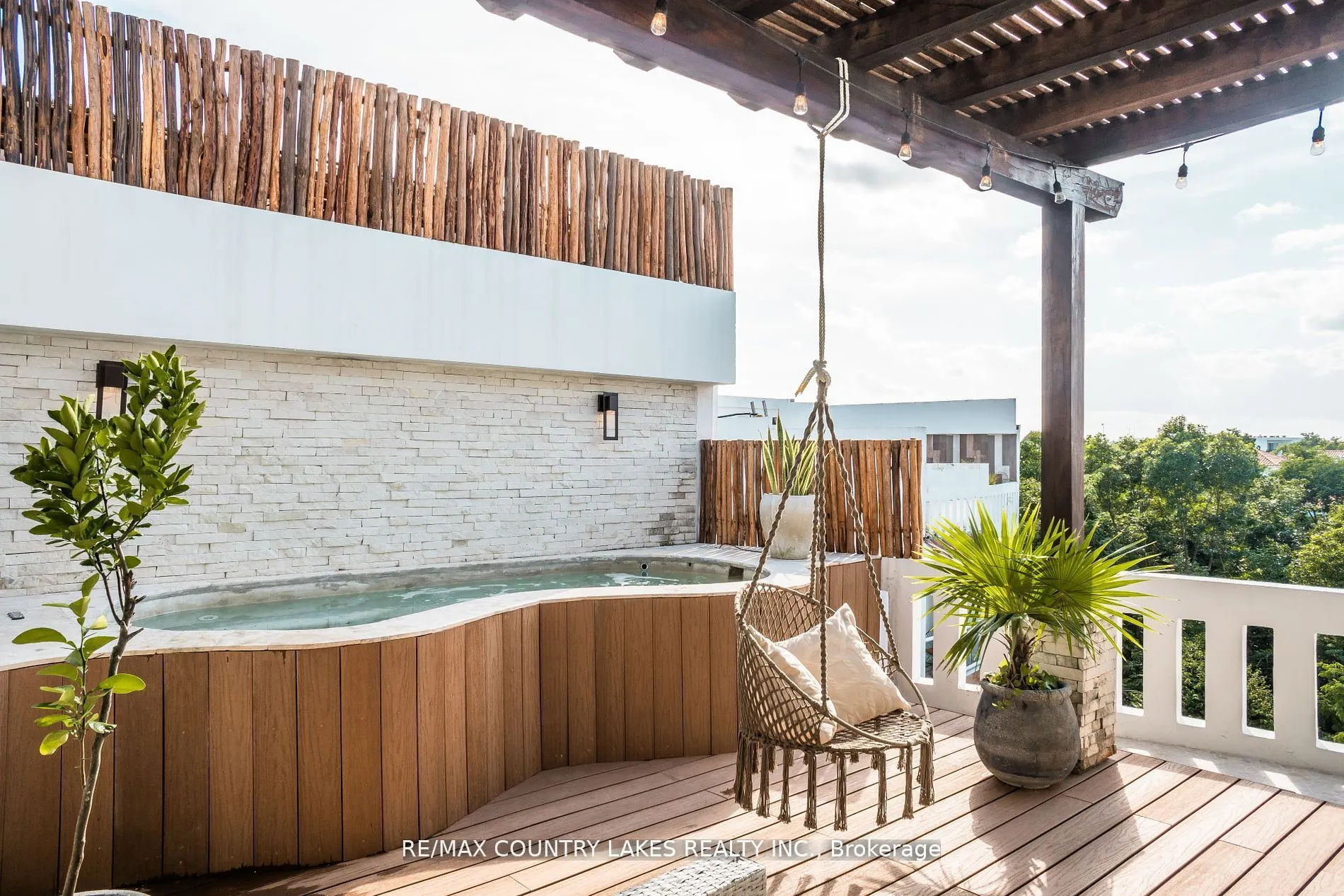 Luz Chemuyil Street W, #301C