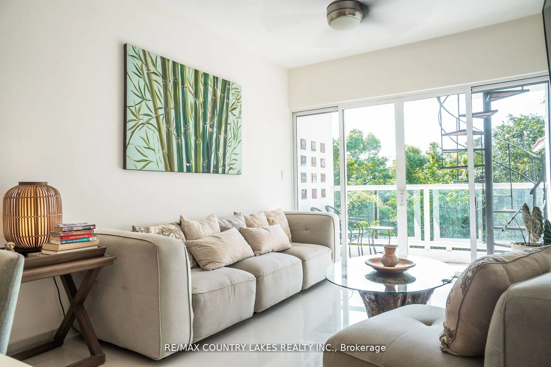 Luz Chemuyil Street W, #301C
