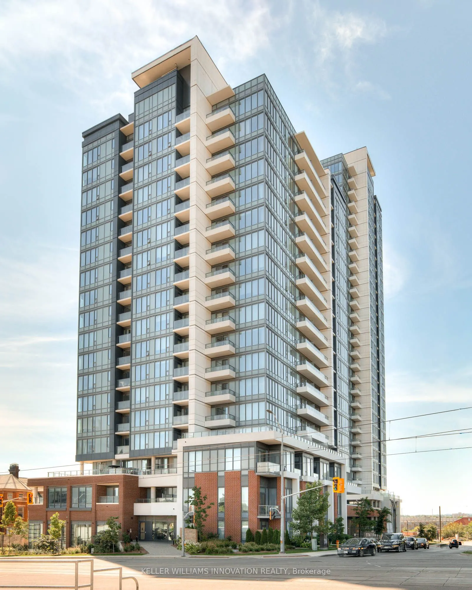 5 Wellington Street S, #1012