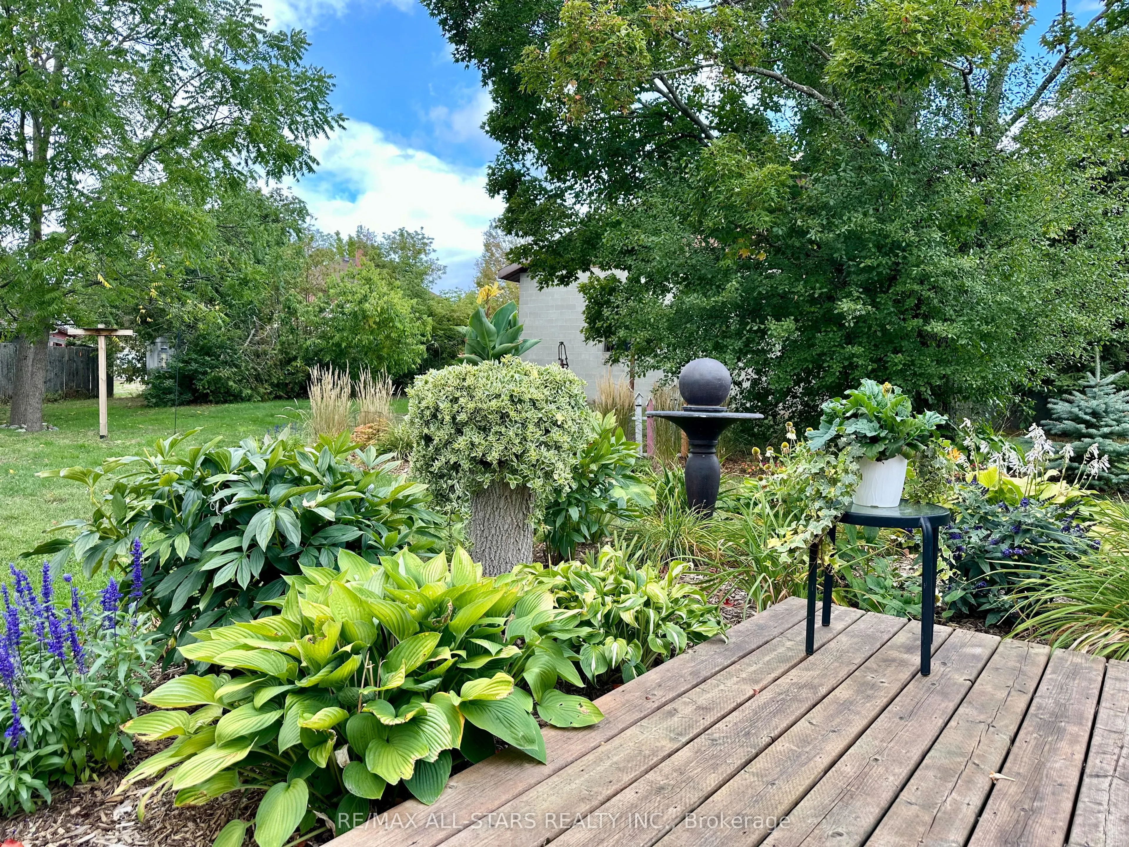 18 Joseph Street