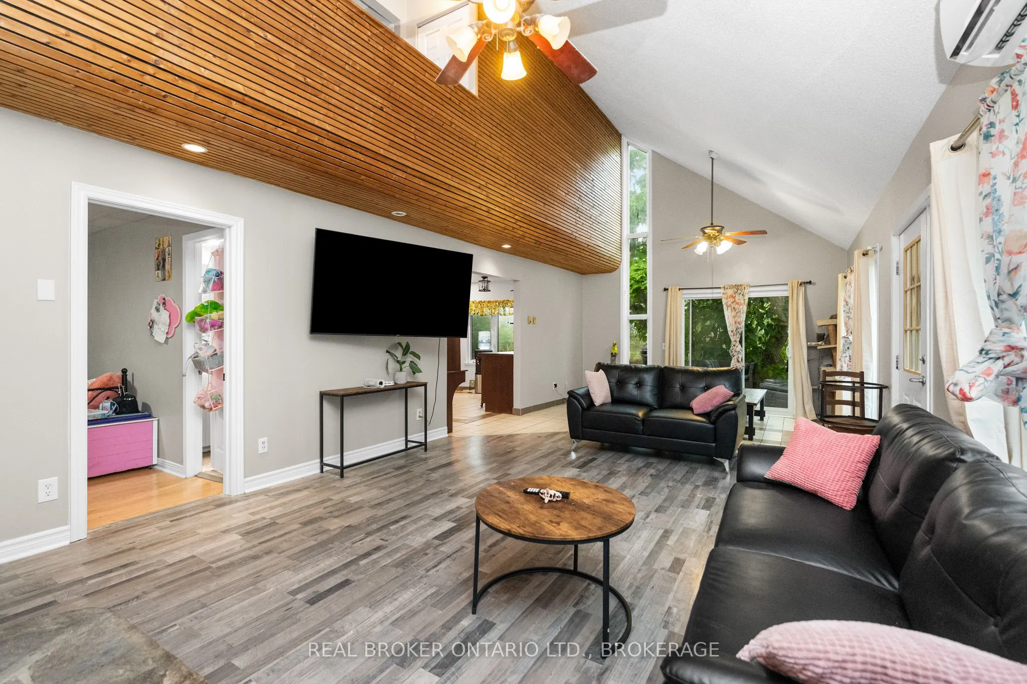 2268 Mcintyre Road