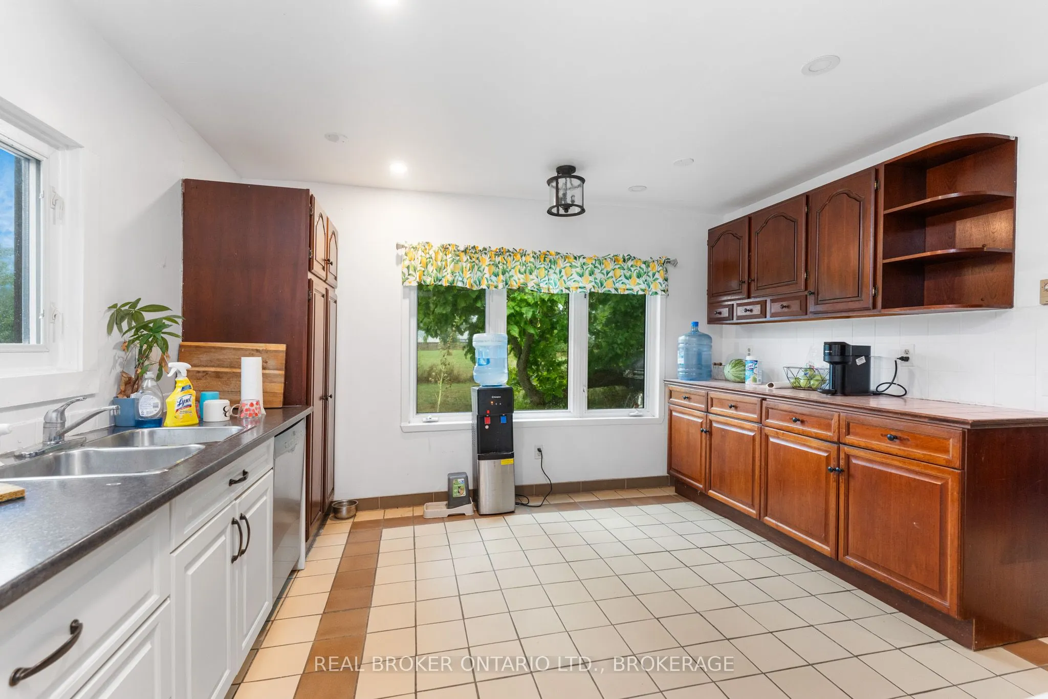 2268 Mcintyre Road