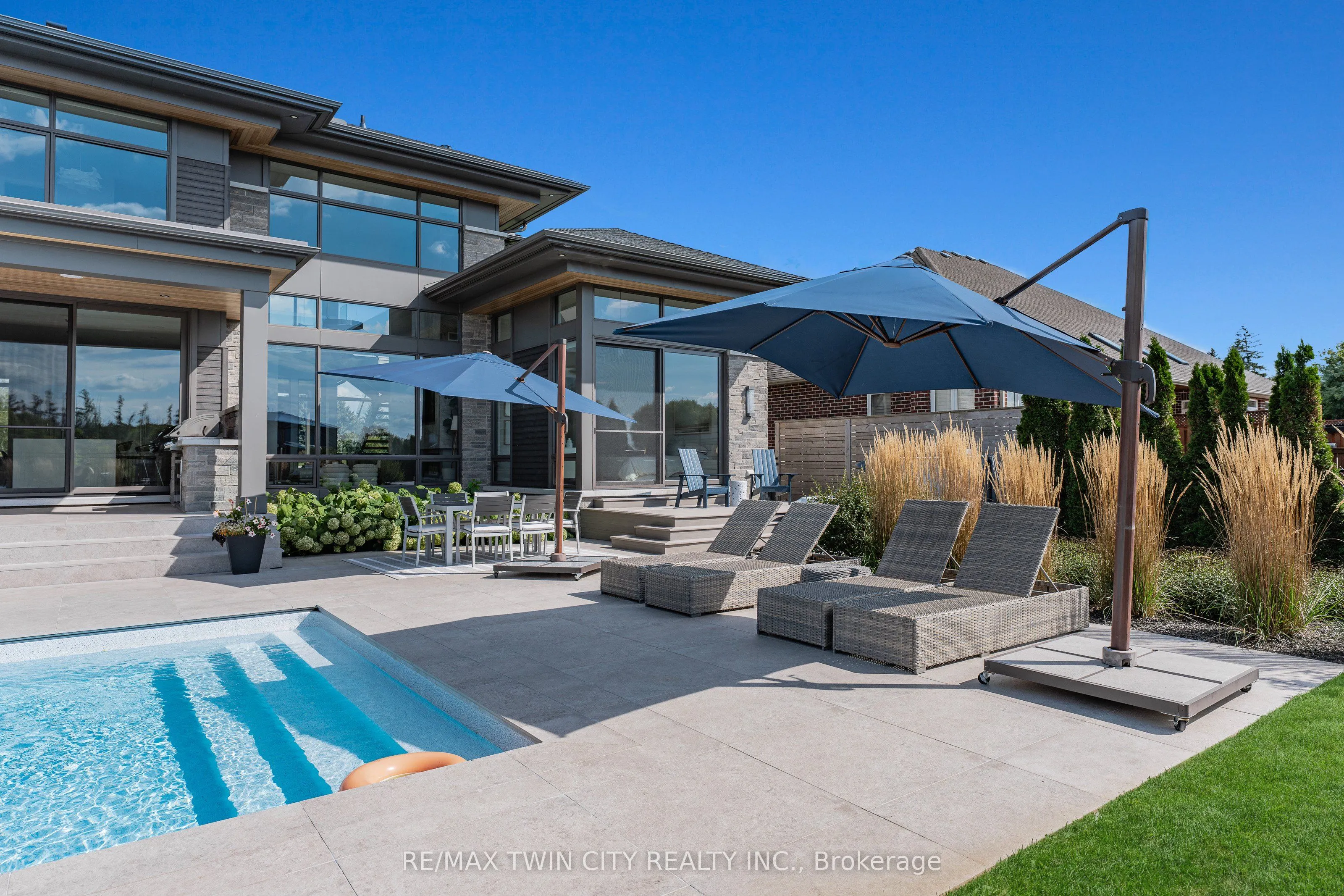 1826 Moser Young Road