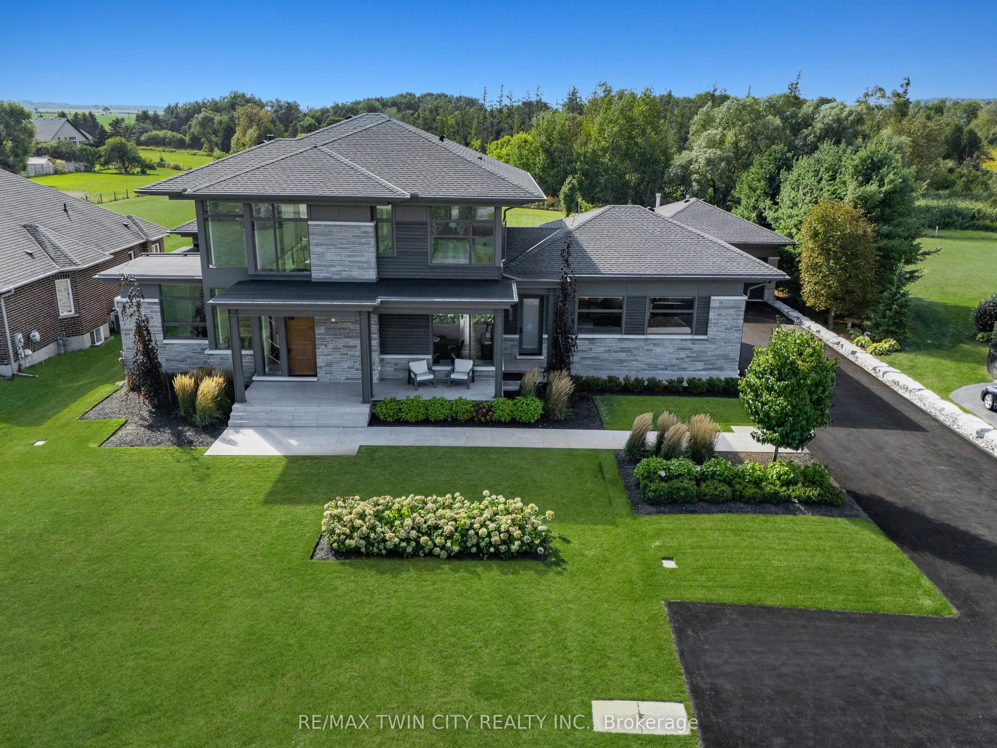 1826 Moser Young Road