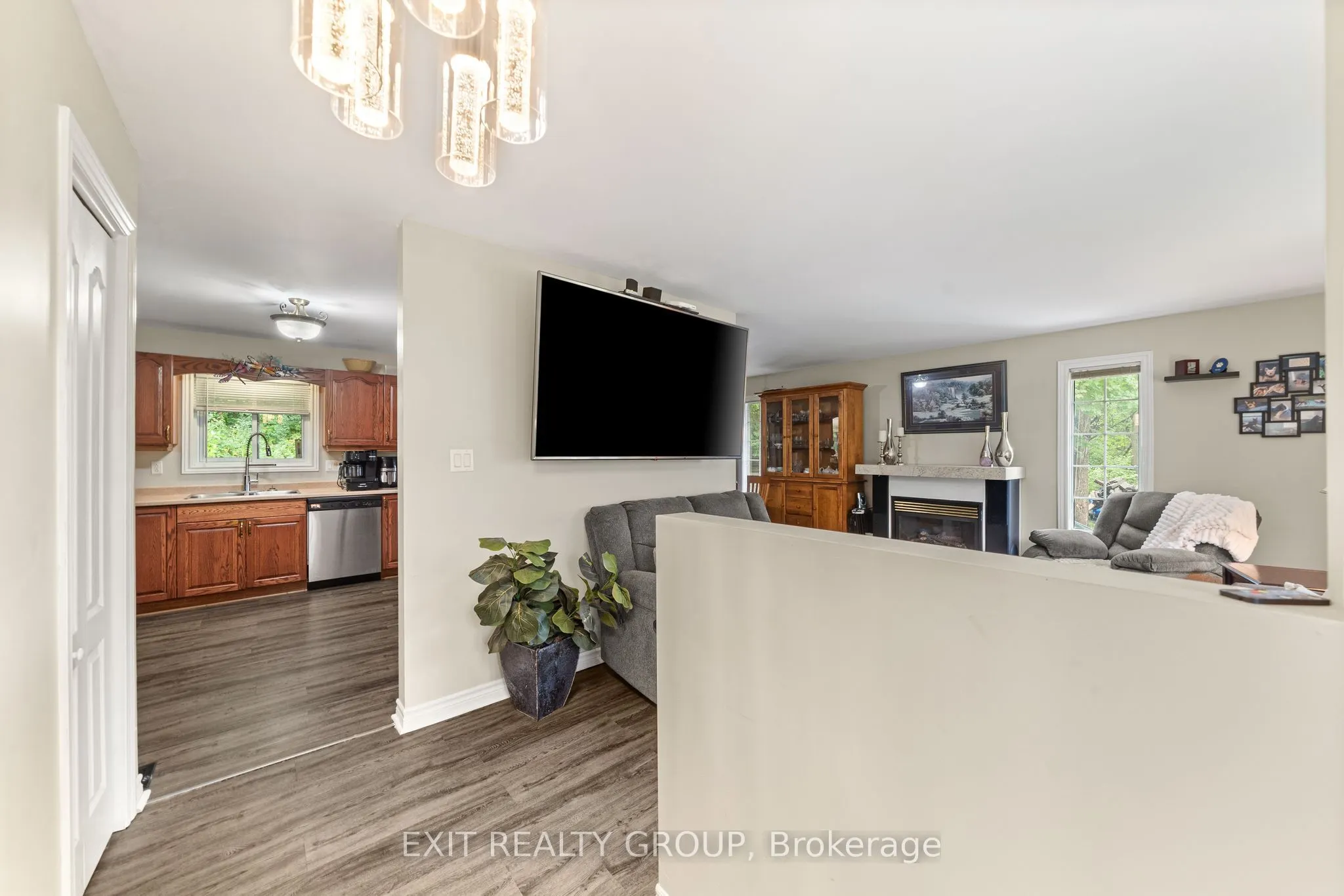 340 Frankford-Stirling Road