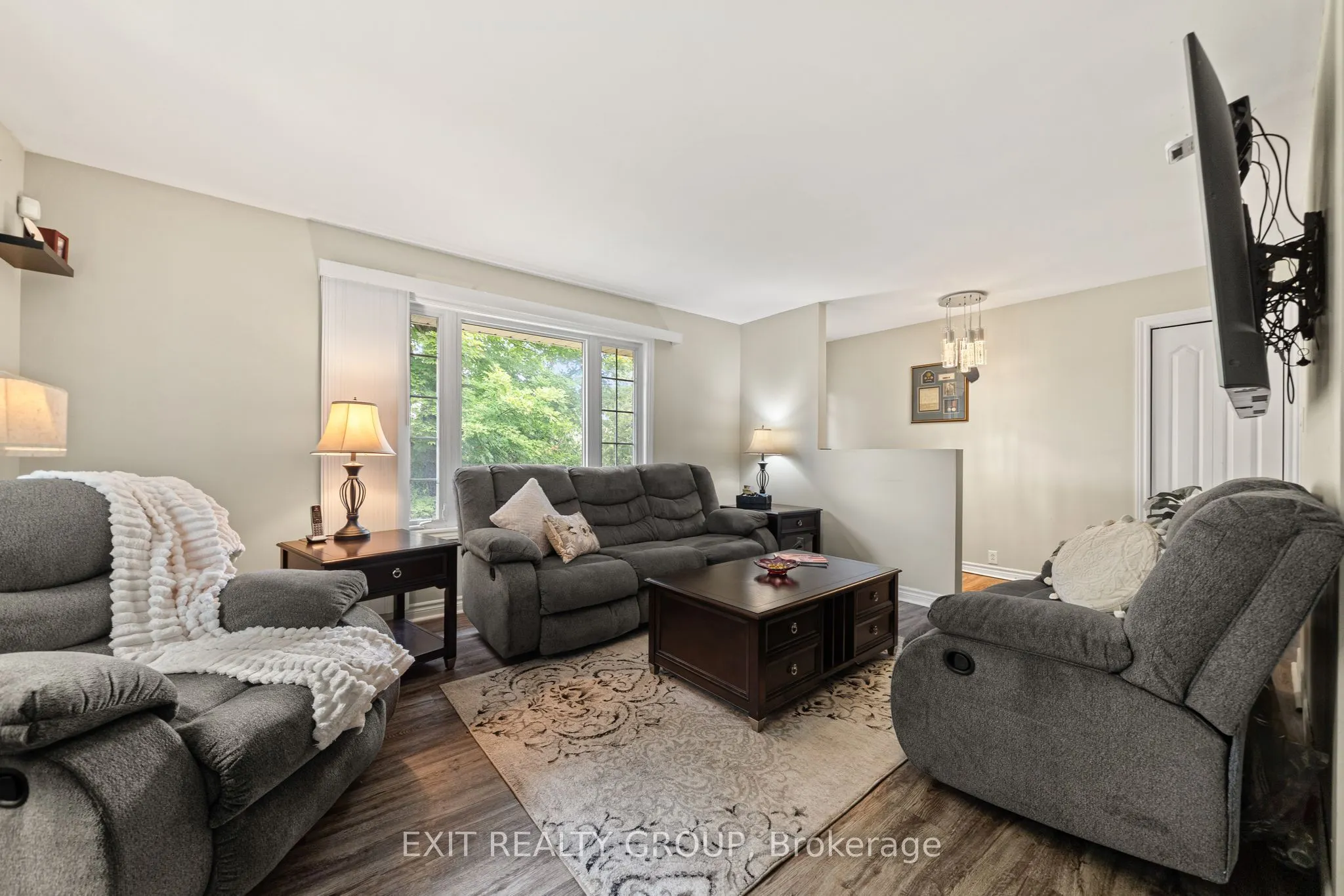 340 Frankford-Stirling Road