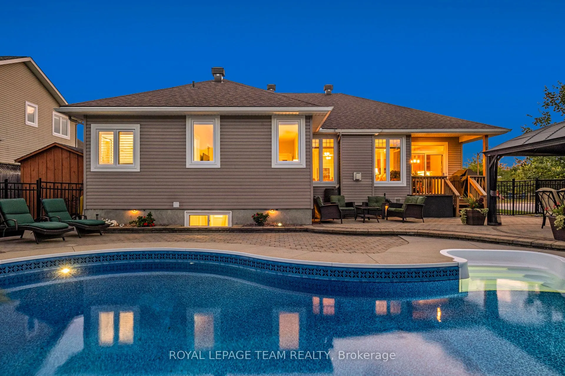 34 Rochelle Drive