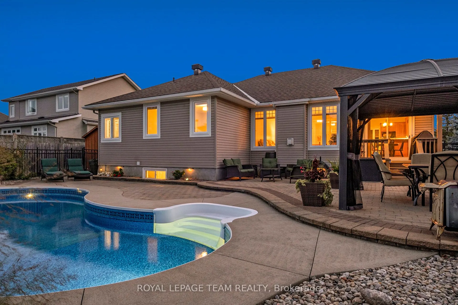 34 Rochelle Drive