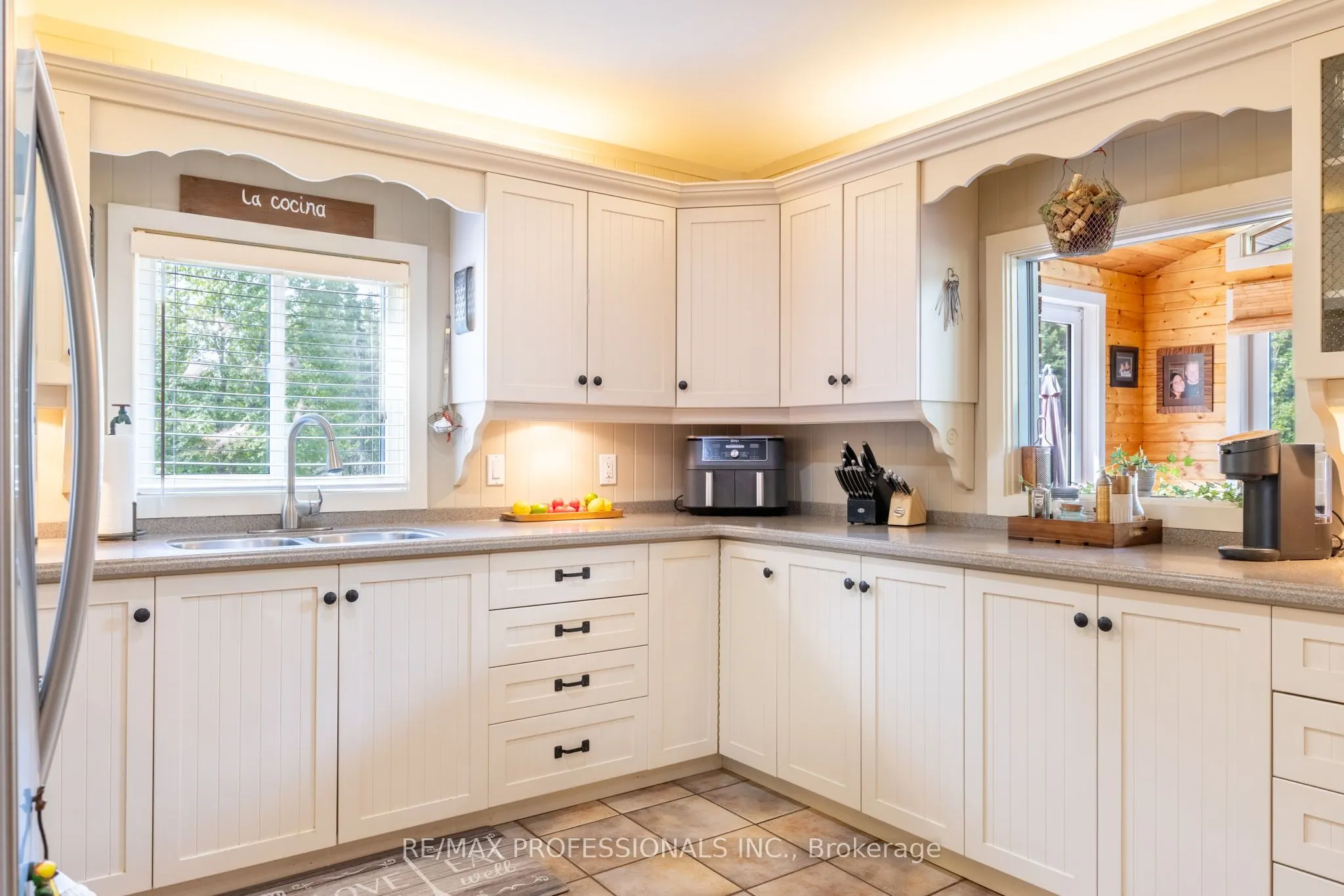 127 South Lancelot Road