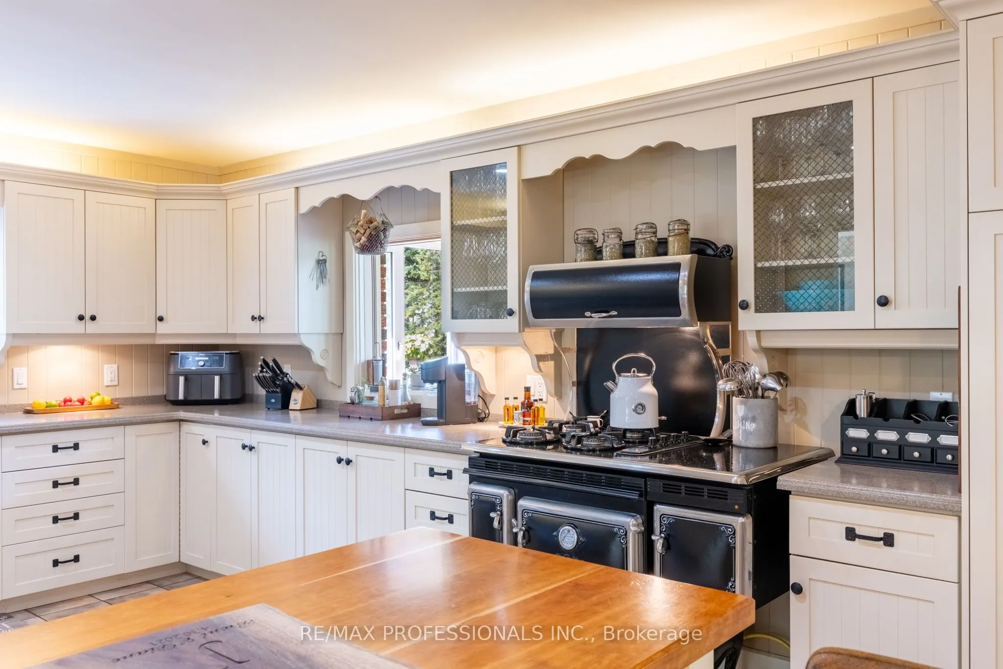 127 South Lancelot Road