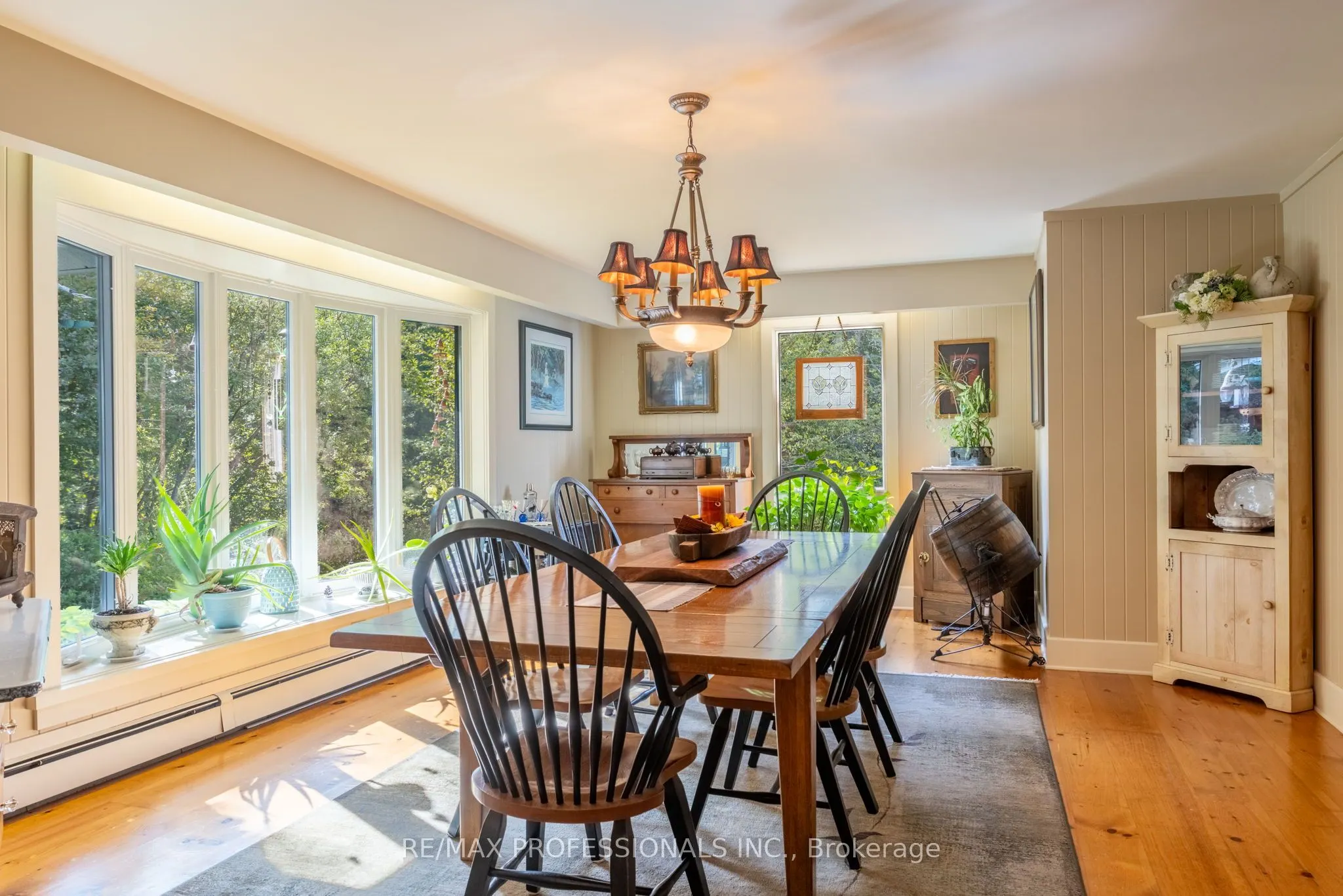 127 South Lancelot Road
