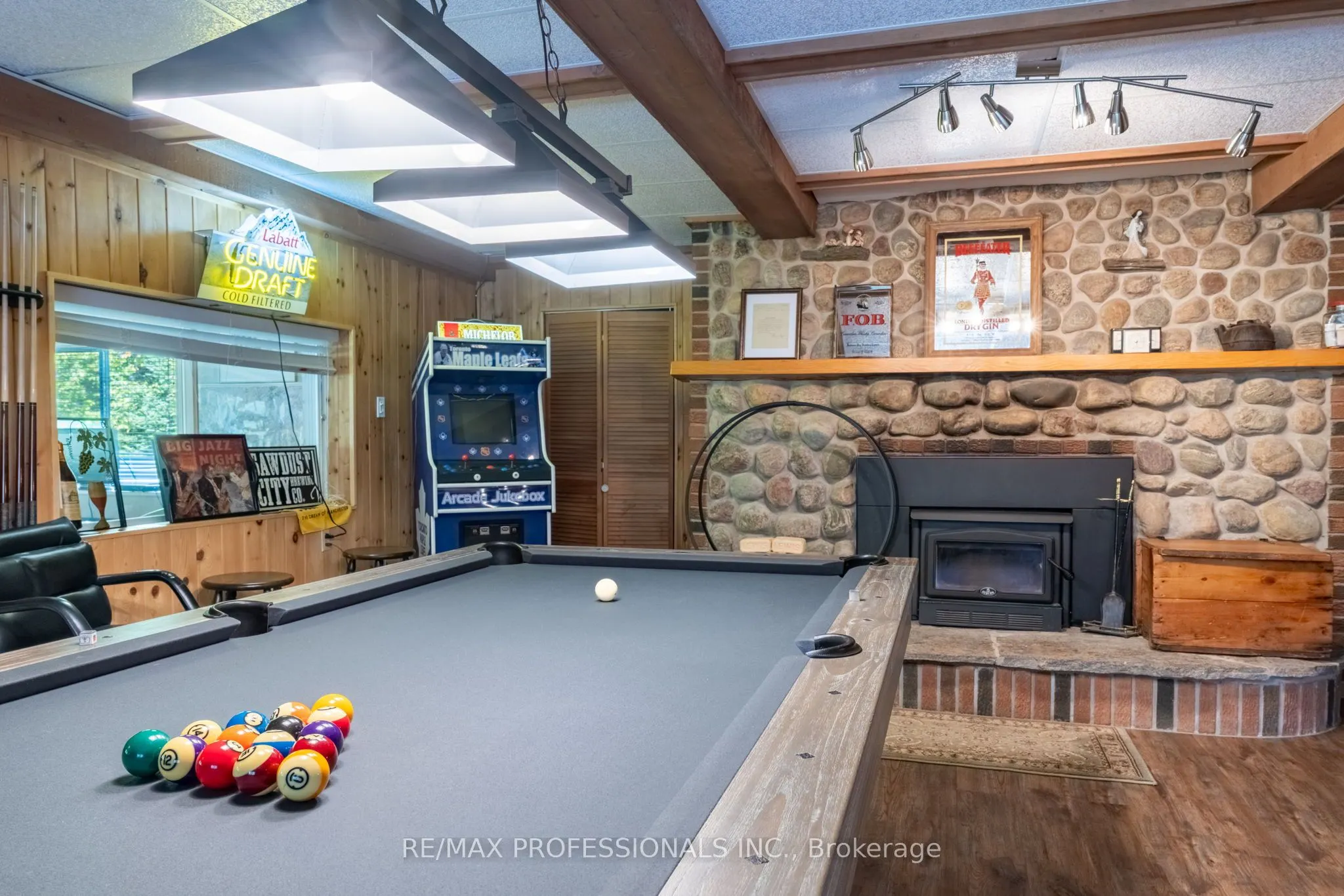 127 South Lancelot Road