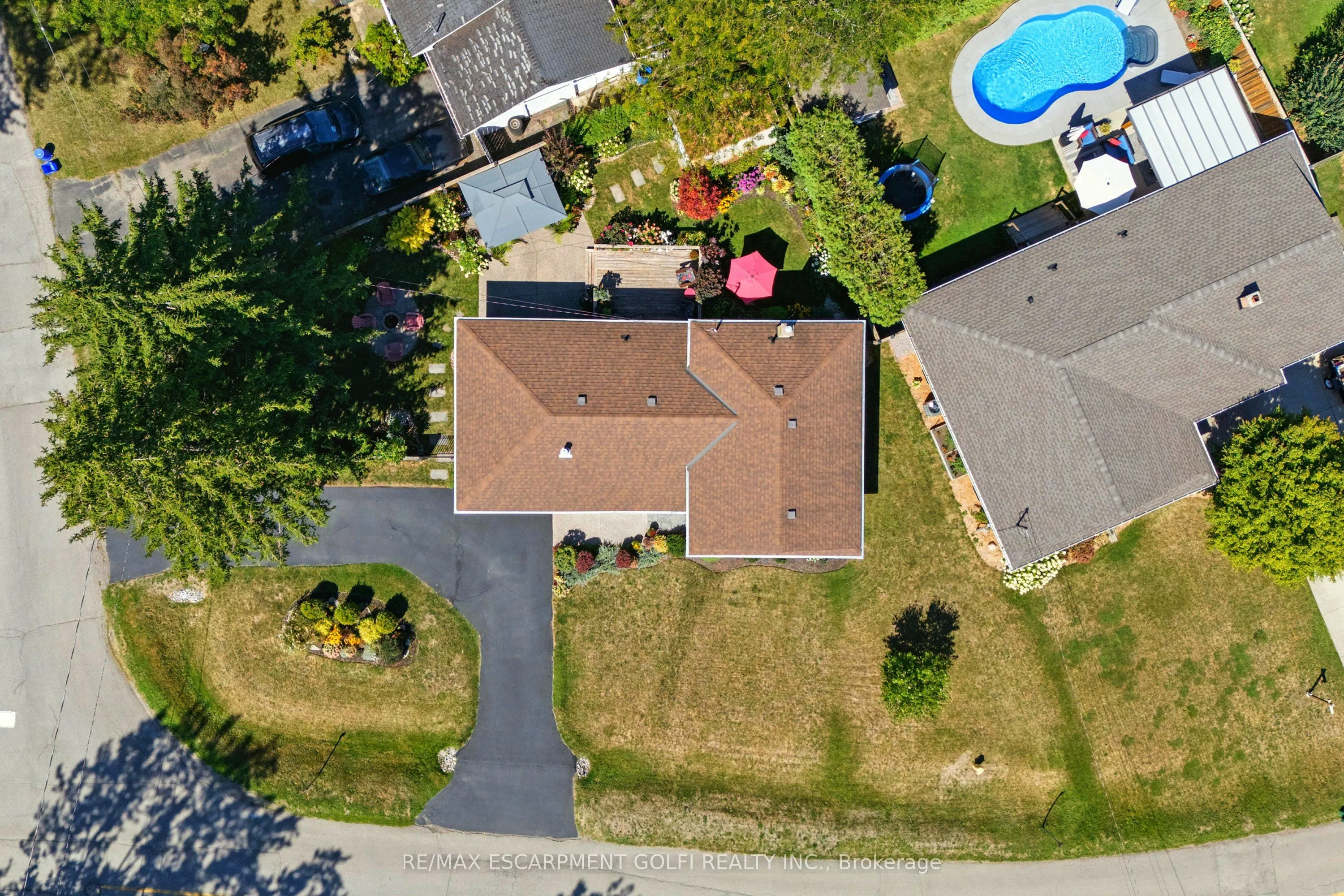 4326 Hillview Drive
