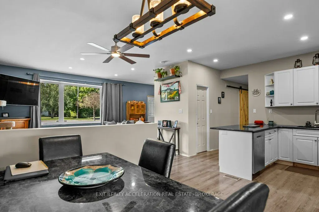 108 Dundas Street