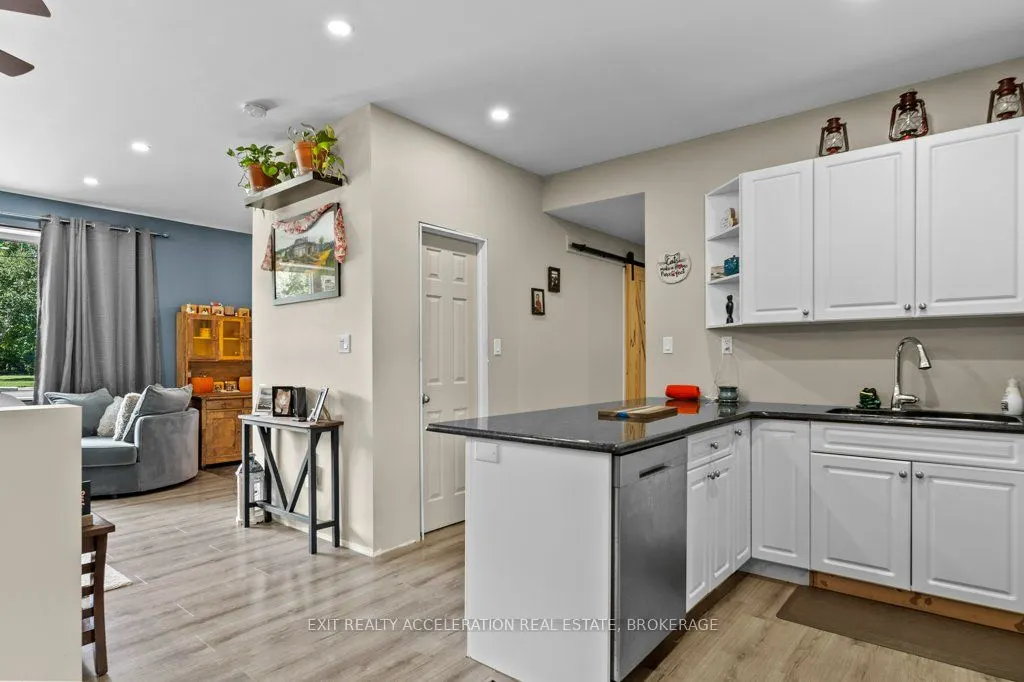 108 Dundas Street