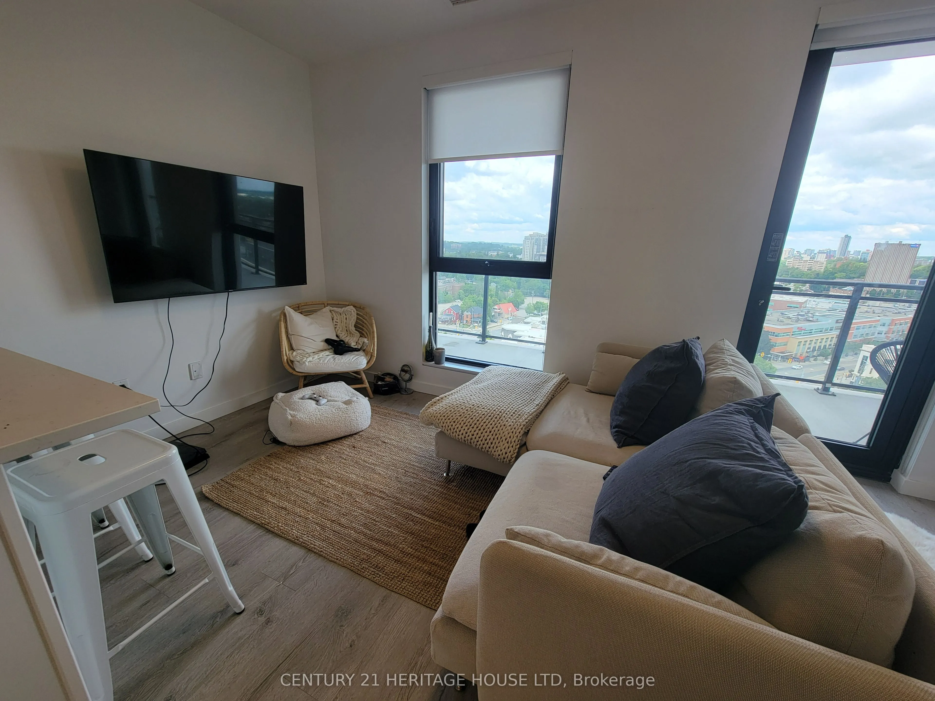 181 King Street S, #1311