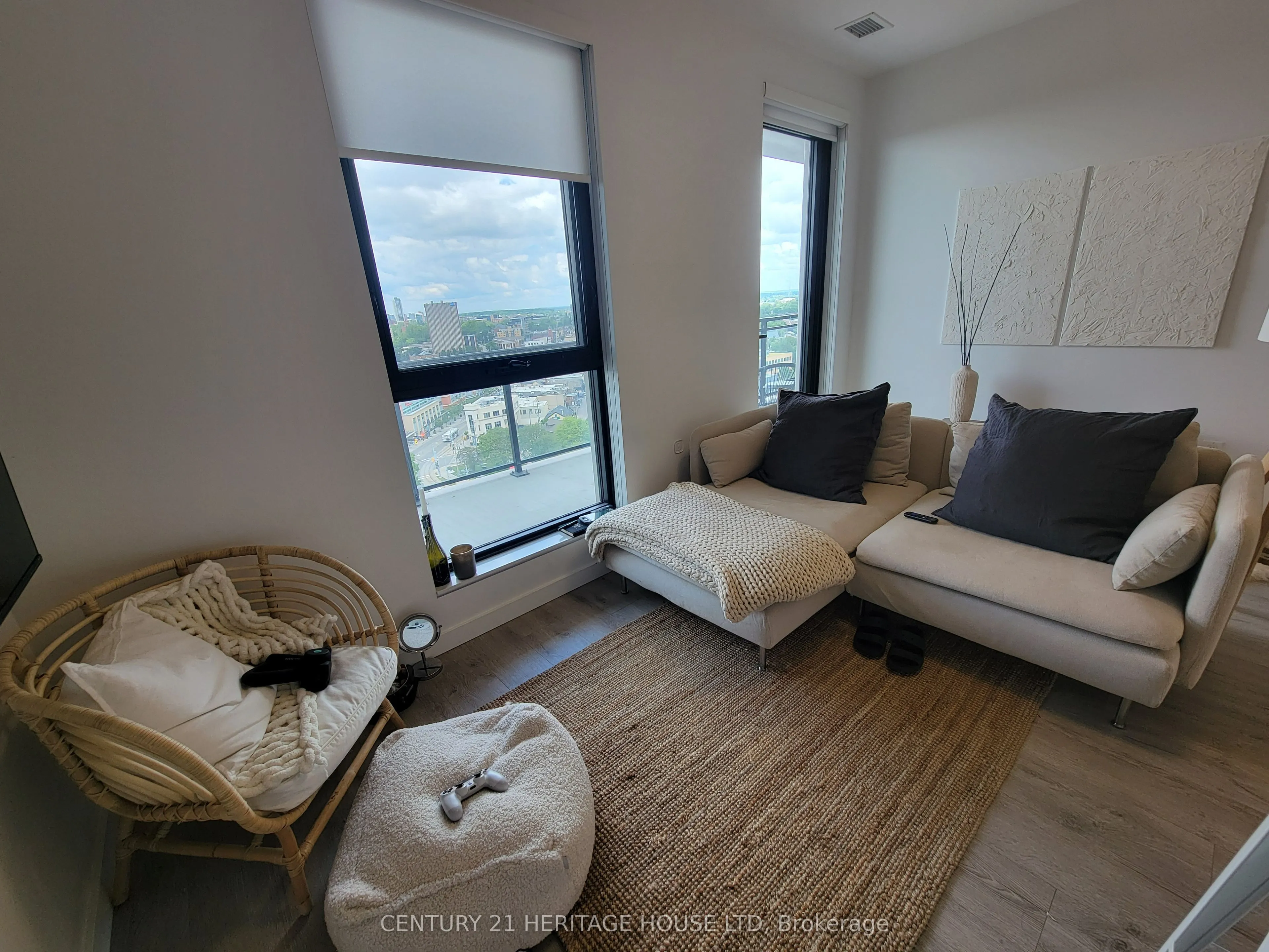 181 King Street S, #1311