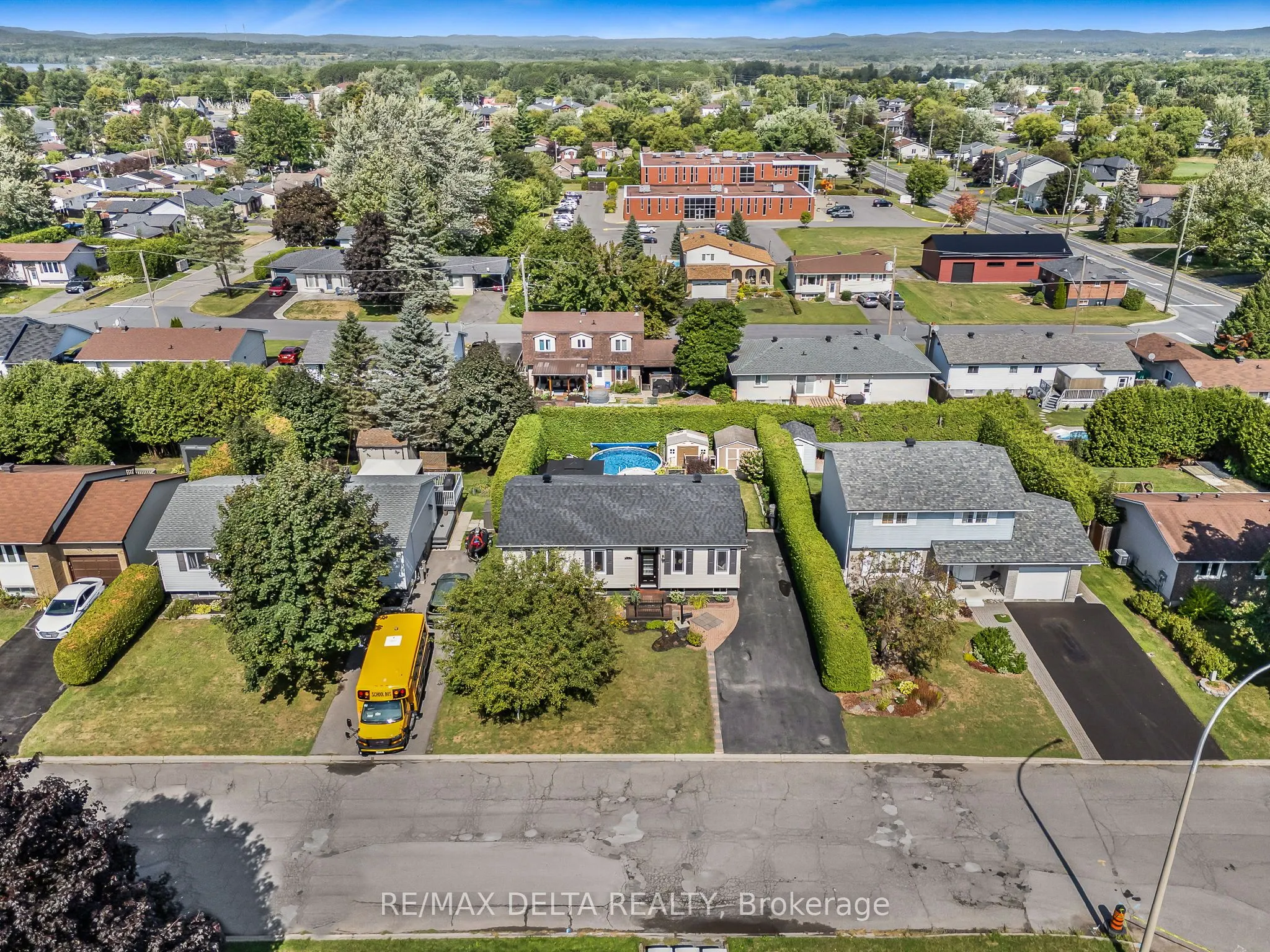 381 Dalrymple Drive