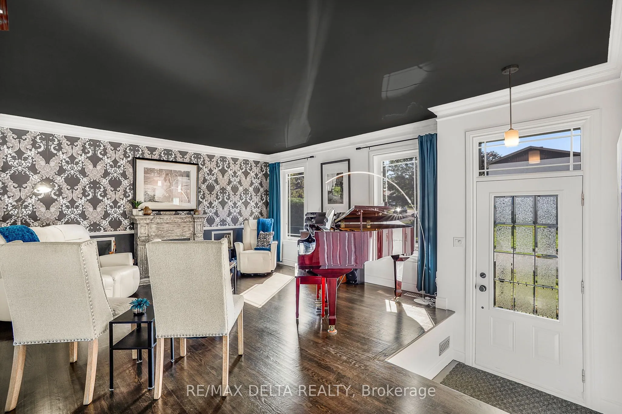 381 Dalrymple Drive