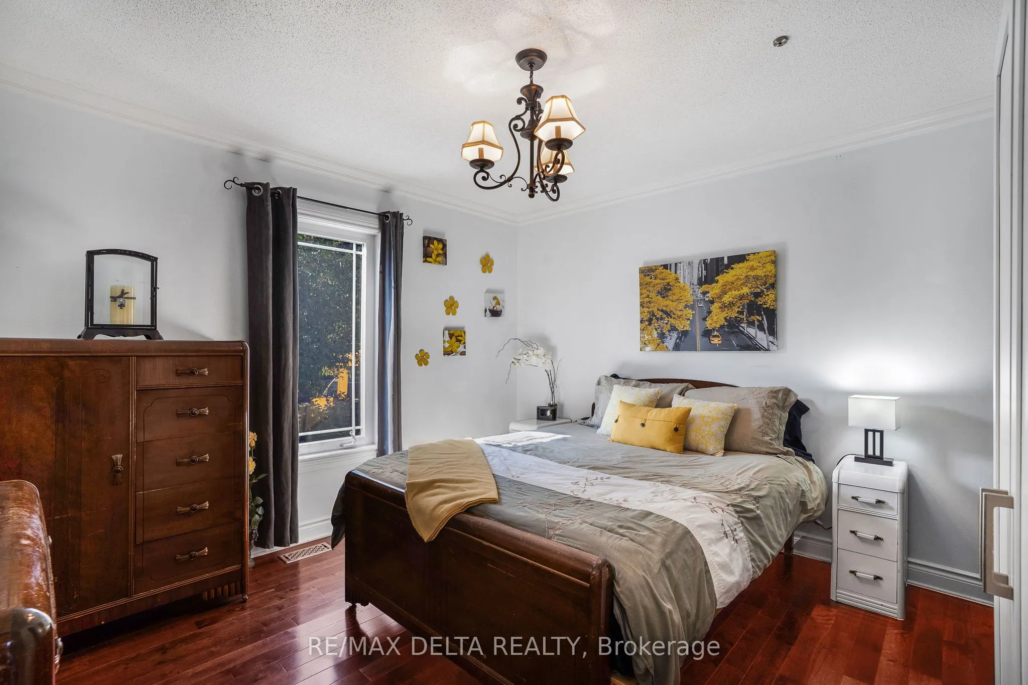 381 Dalrymple Drive