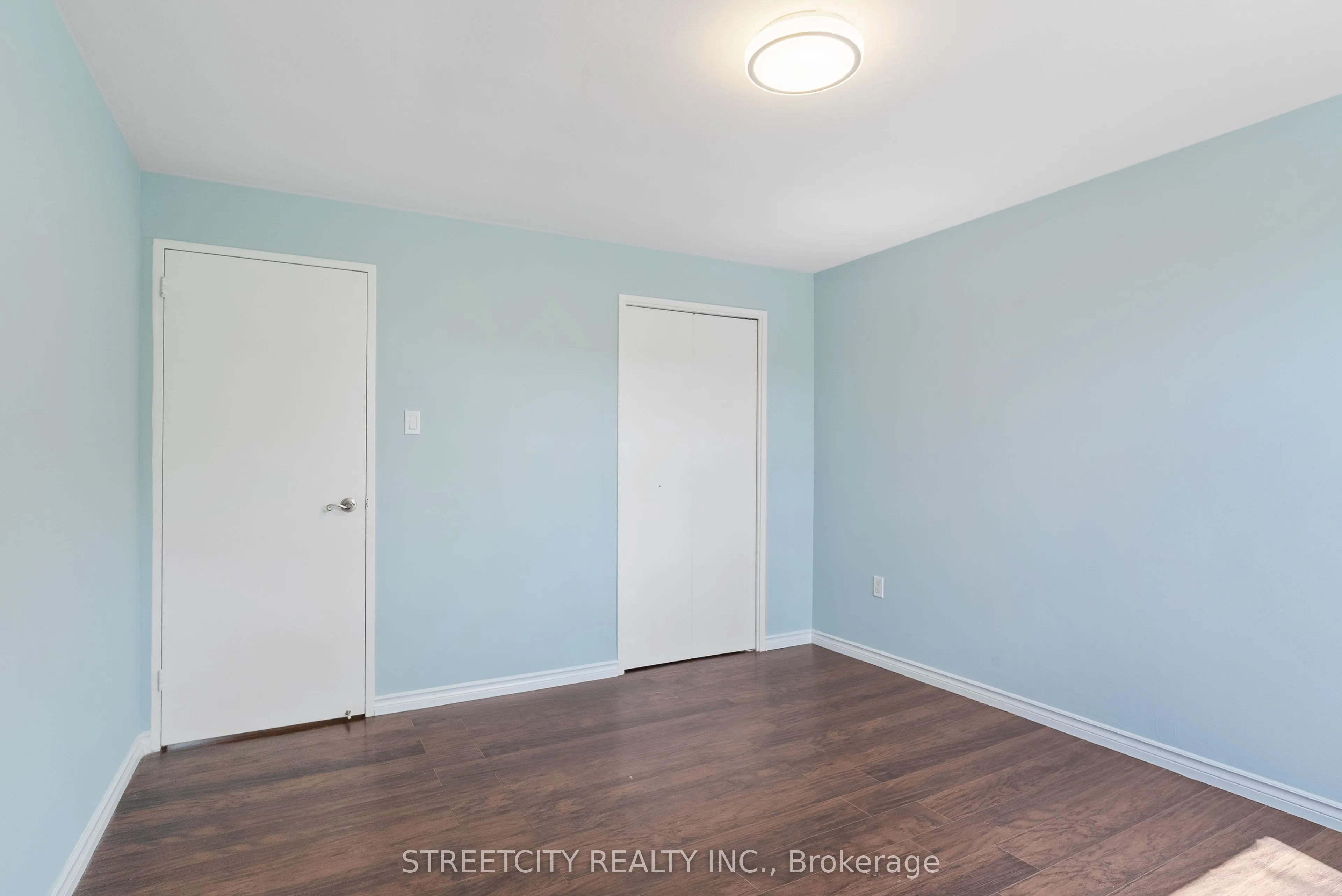 931 Wonderland Road S, #504