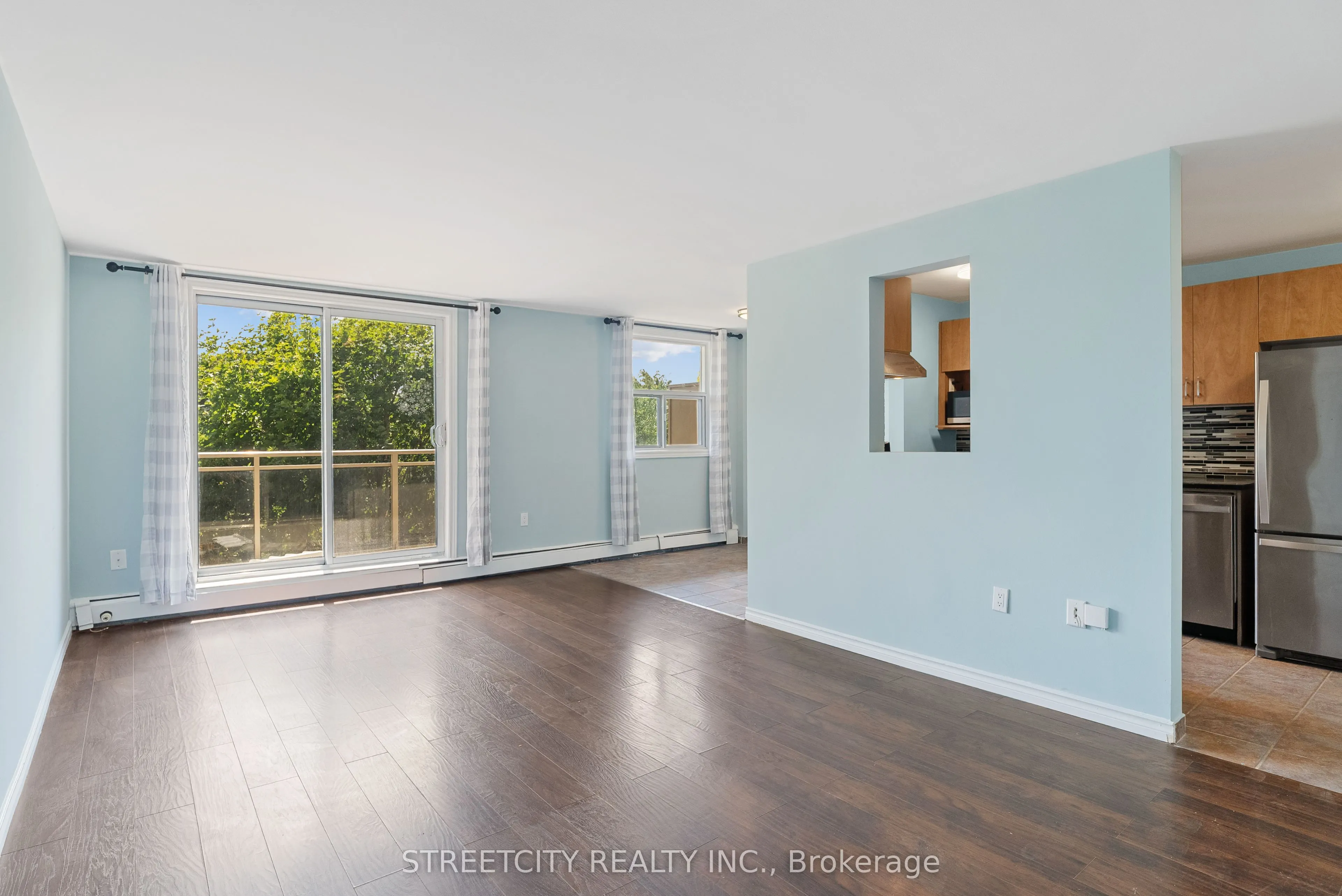 931 Wonderland Road S, #504