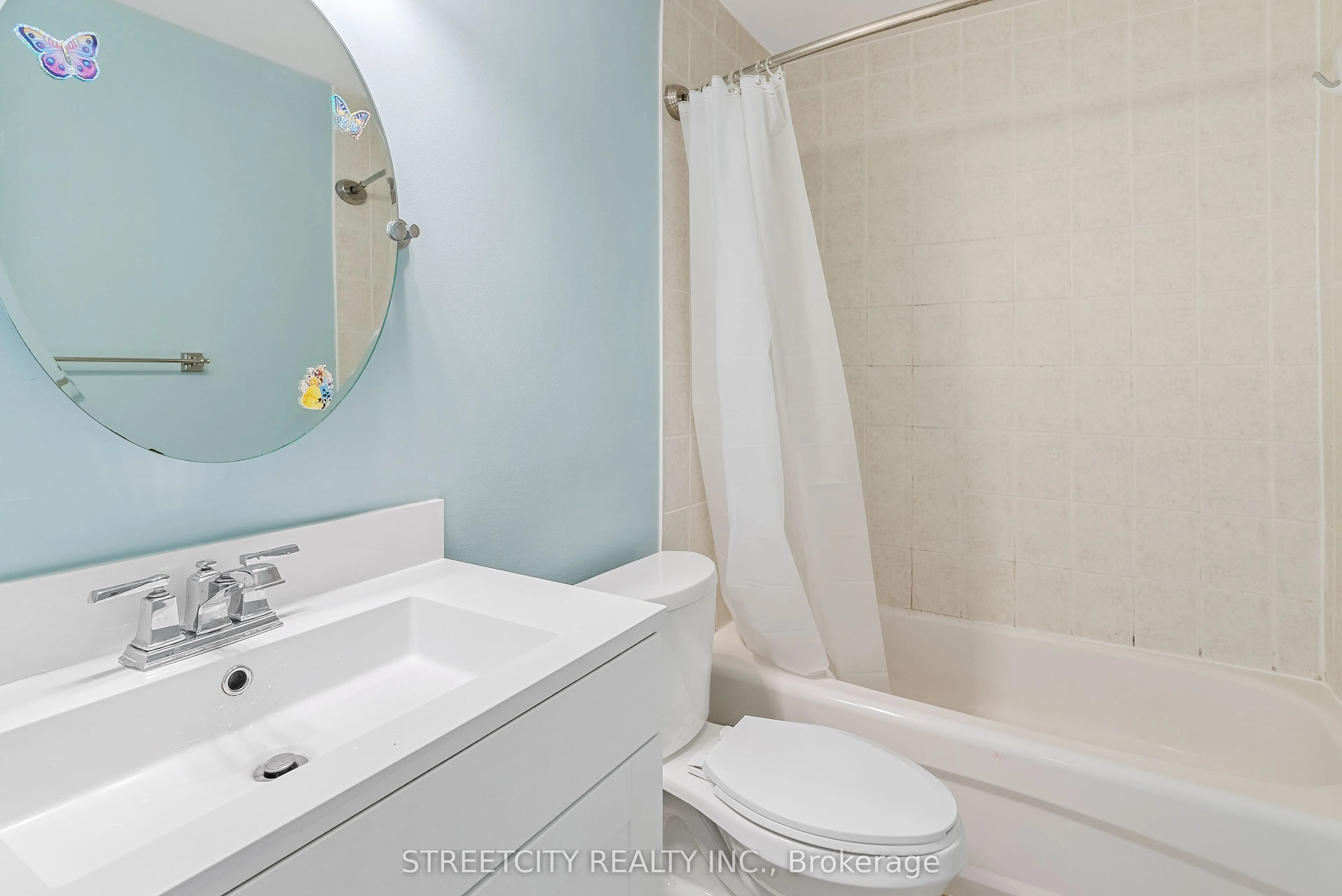 931 Wonderland Road S, #504