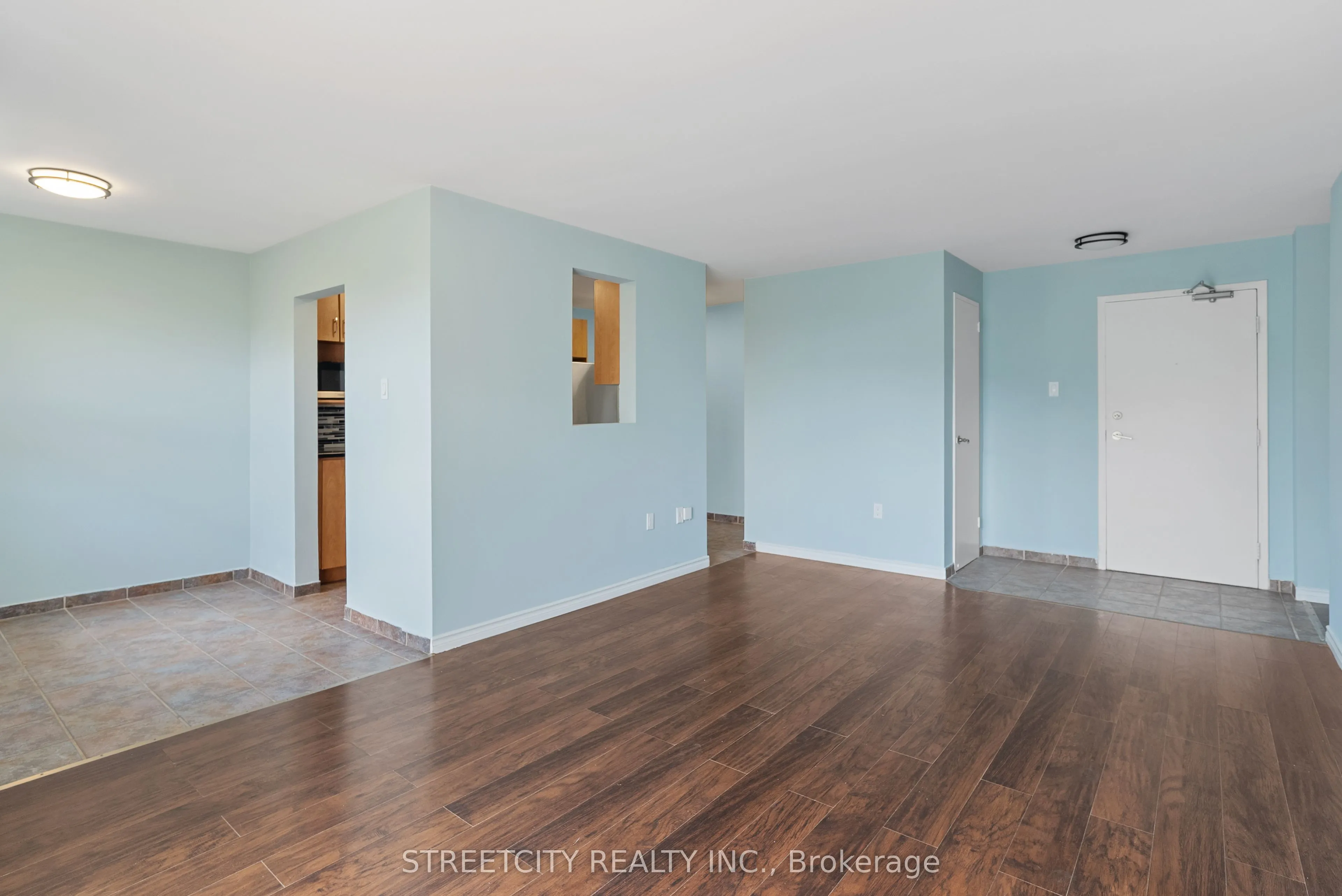 931 Wonderland Road S, #504