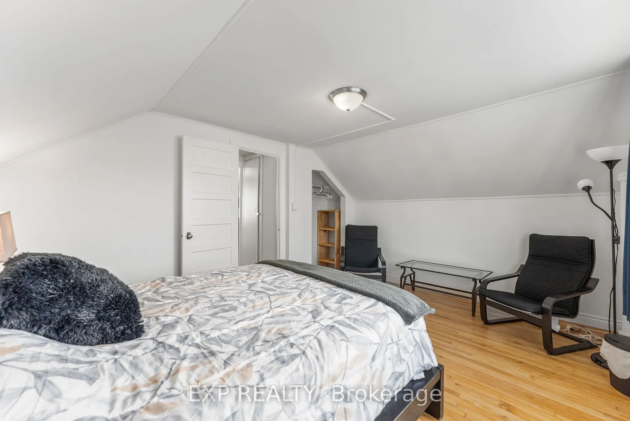 420 Dominion Street