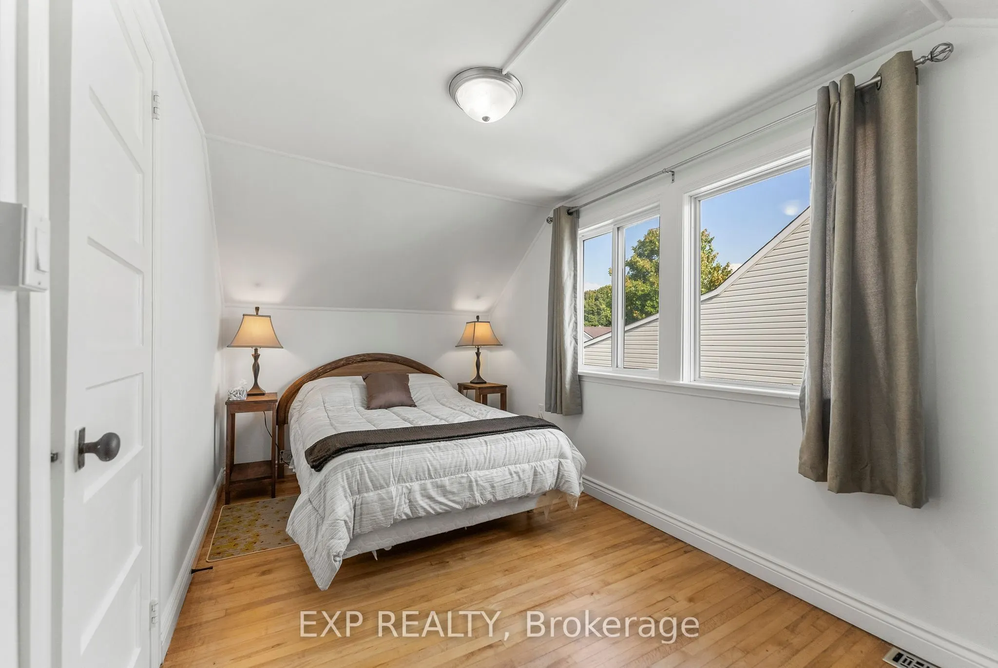 420 Dominion Street