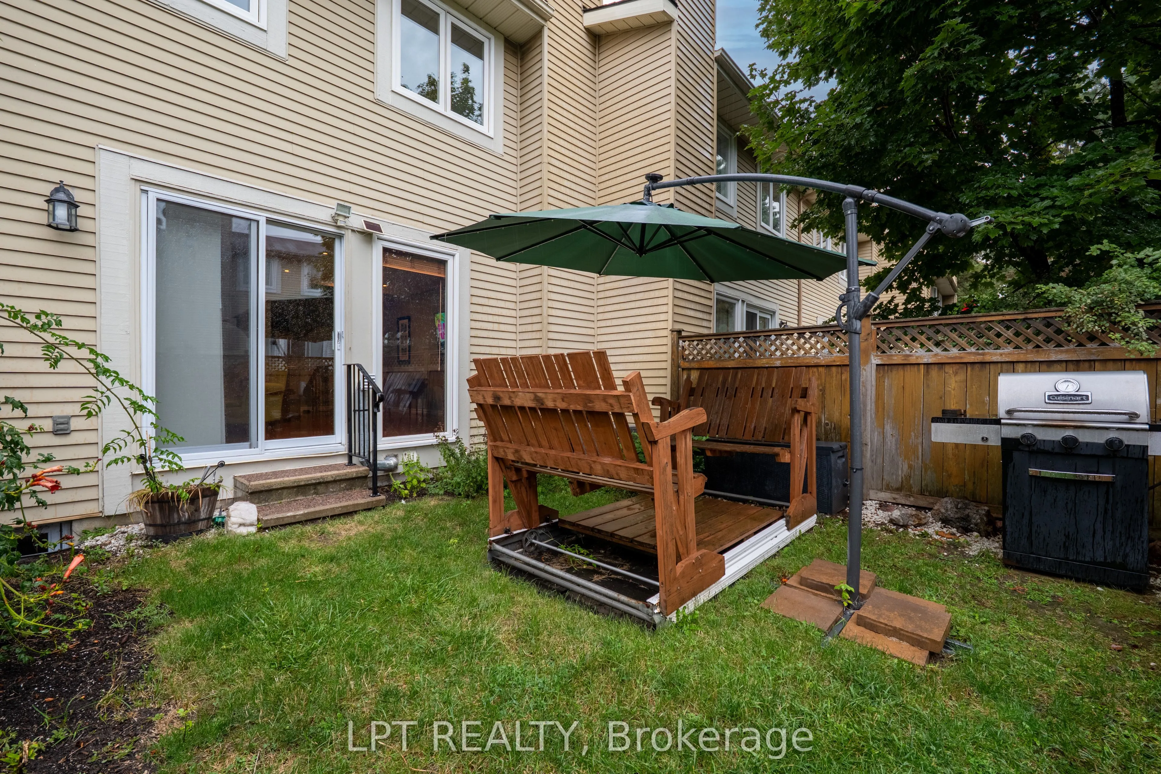 491 Valade Crescent, #33