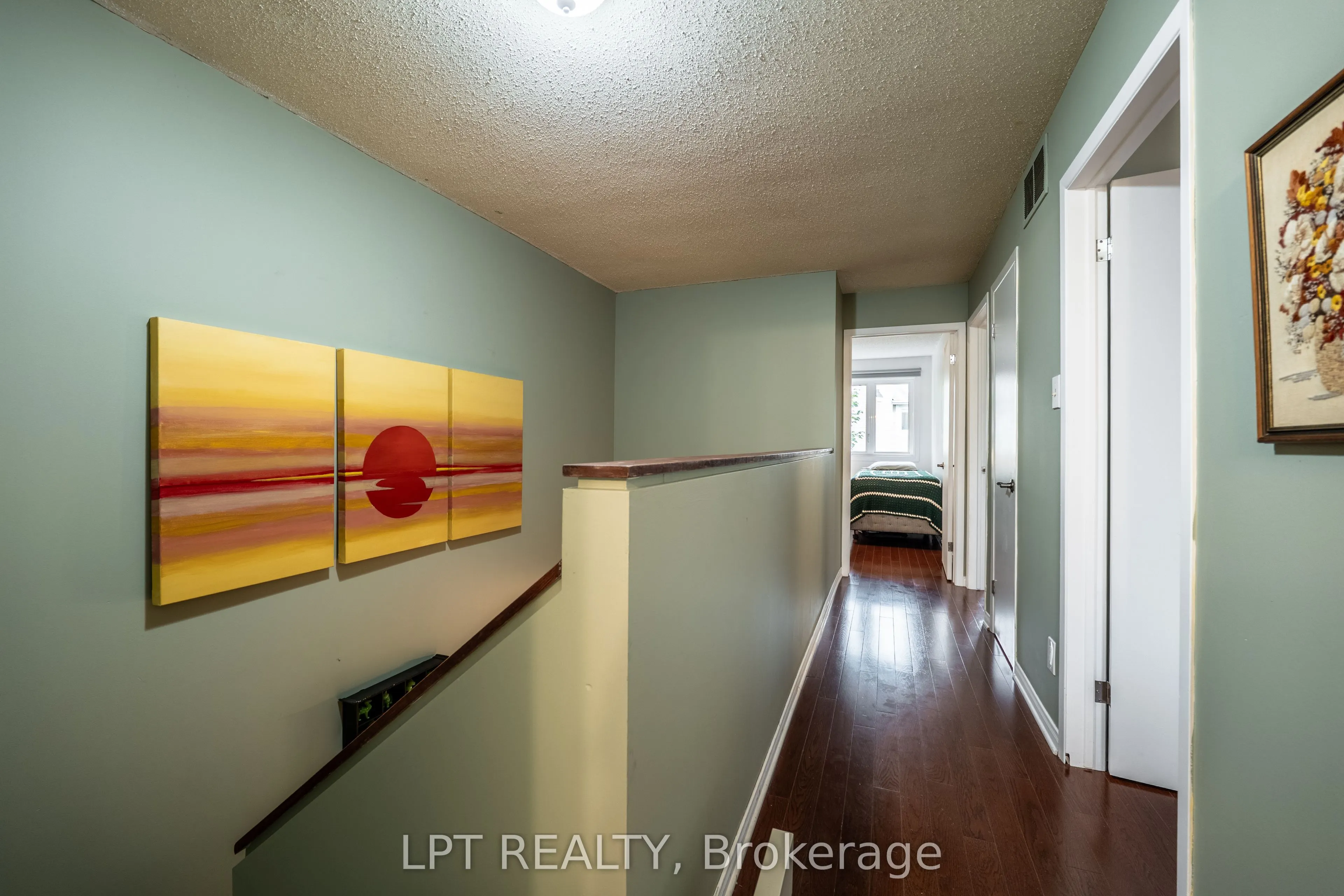 491 Valade Crescent, #33