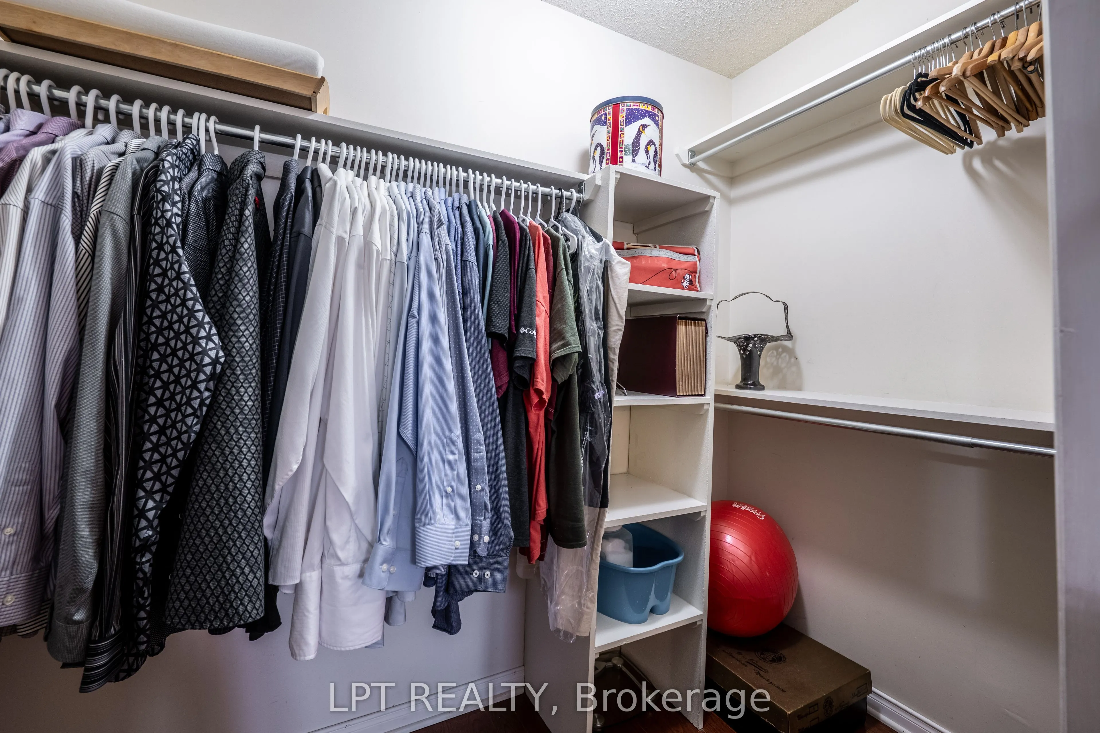 491 Valade Crescent, #33