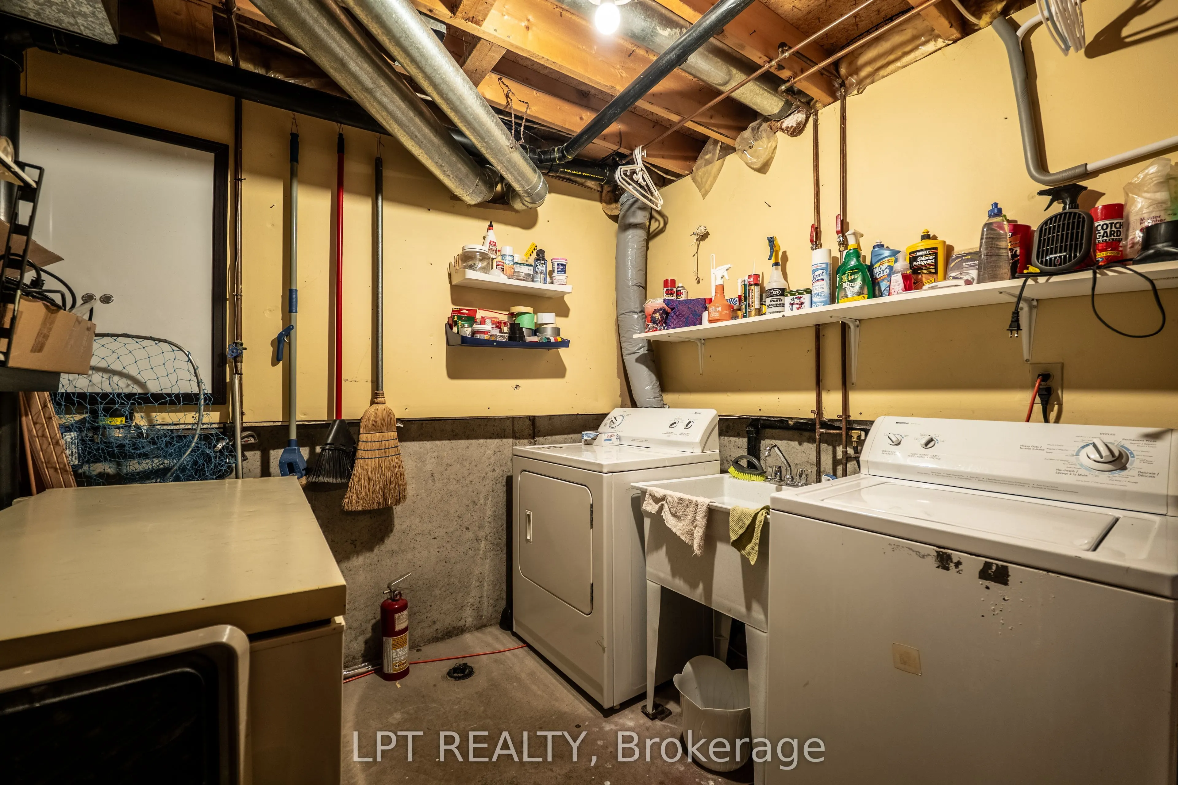 491 Valade Crescent, #33