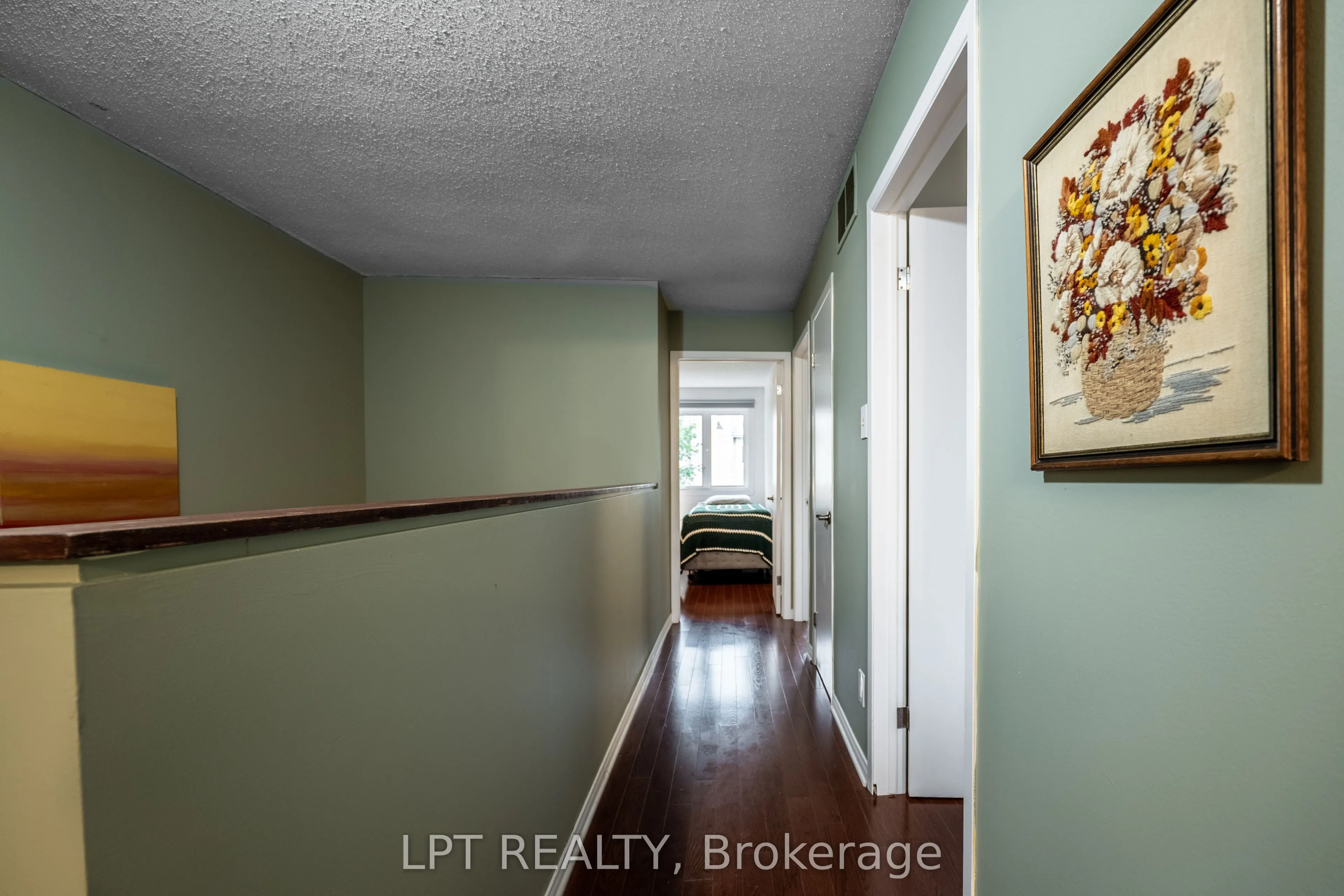 491 Valade Crescent, #33