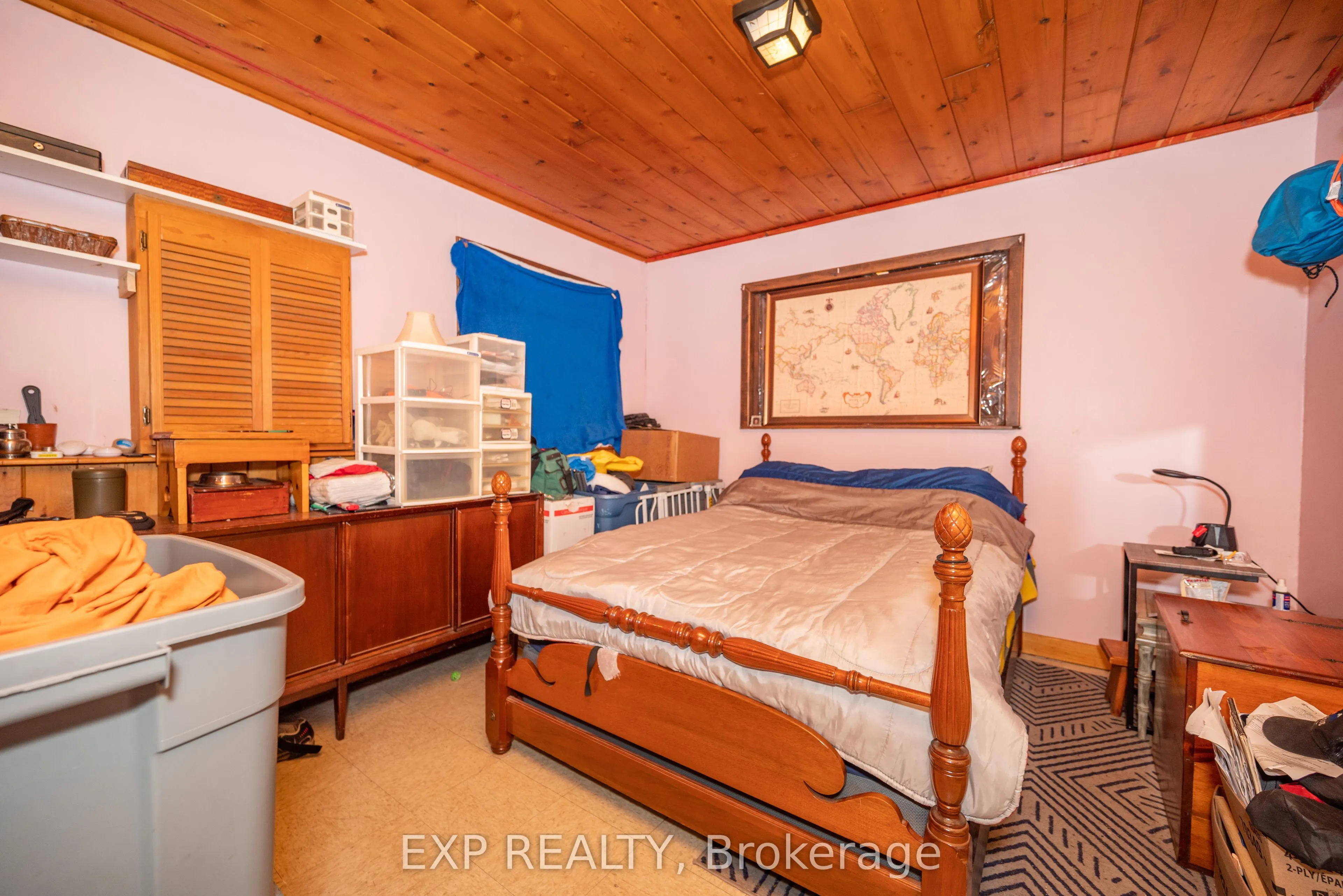 1197 Lower Spruce Hedge Road