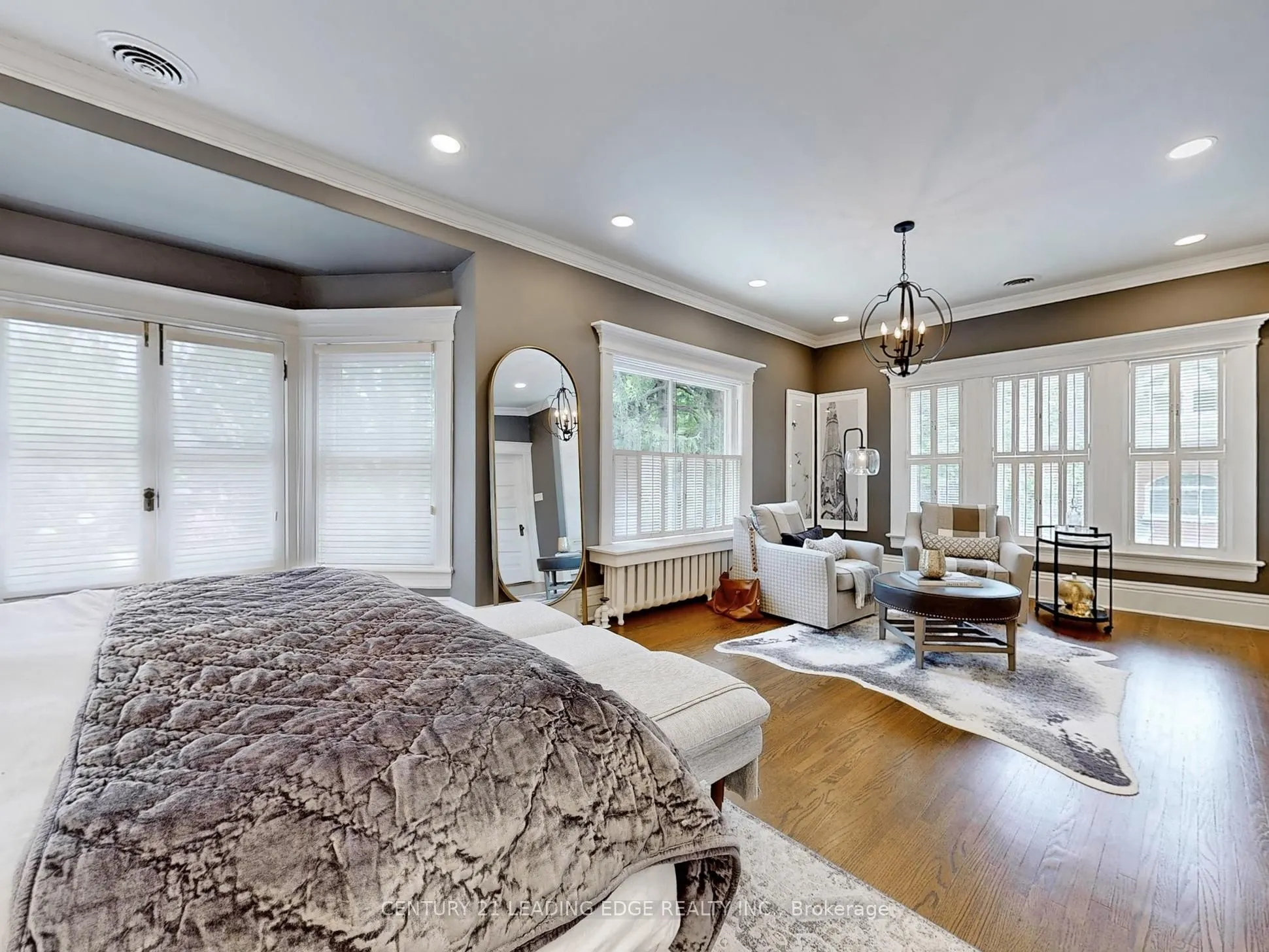 18 BRANT Road N
