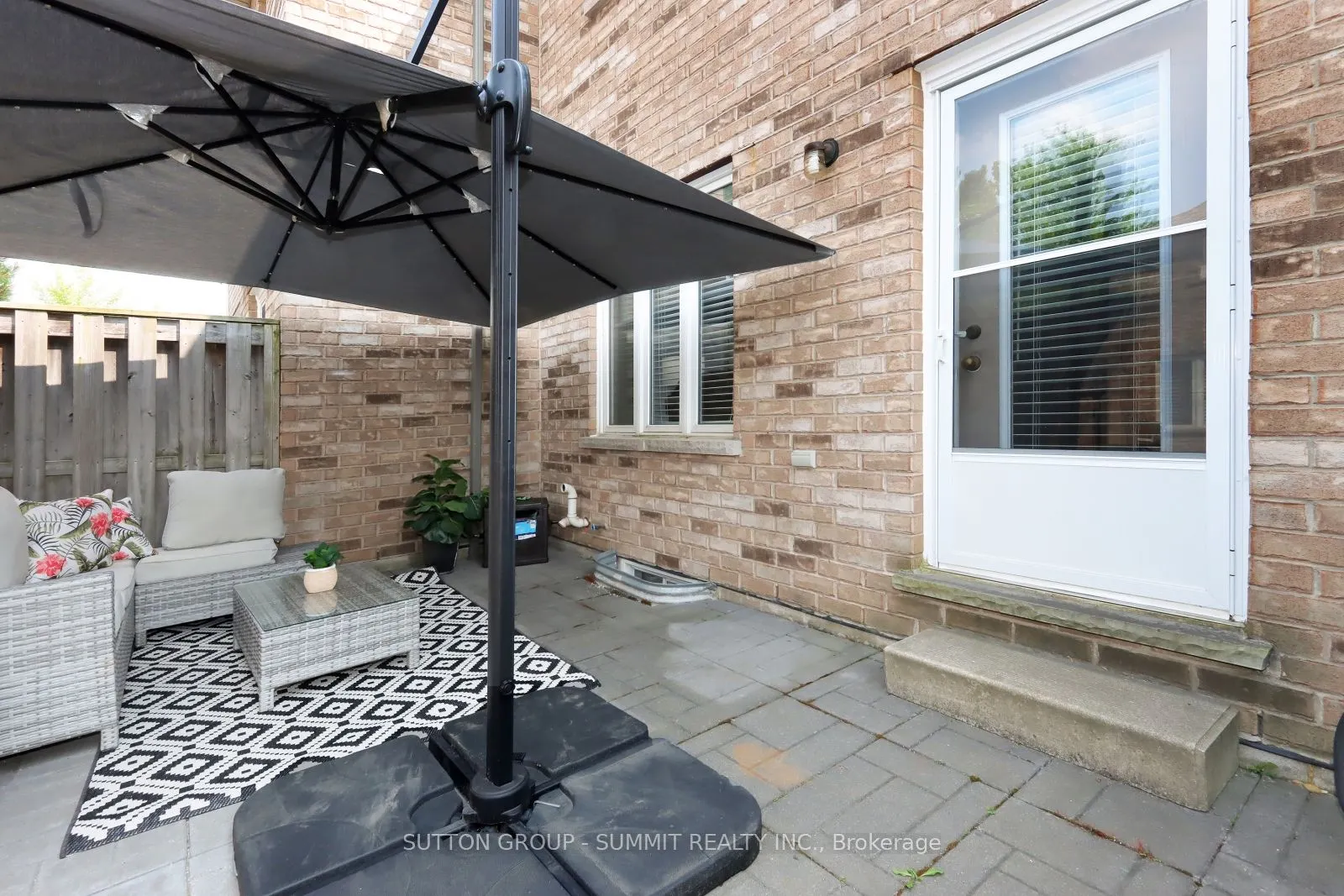 1771 Upper Wentworth Street, #25