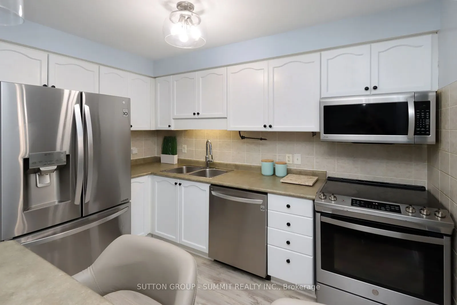 1771 Upper Wentworth Street, #25