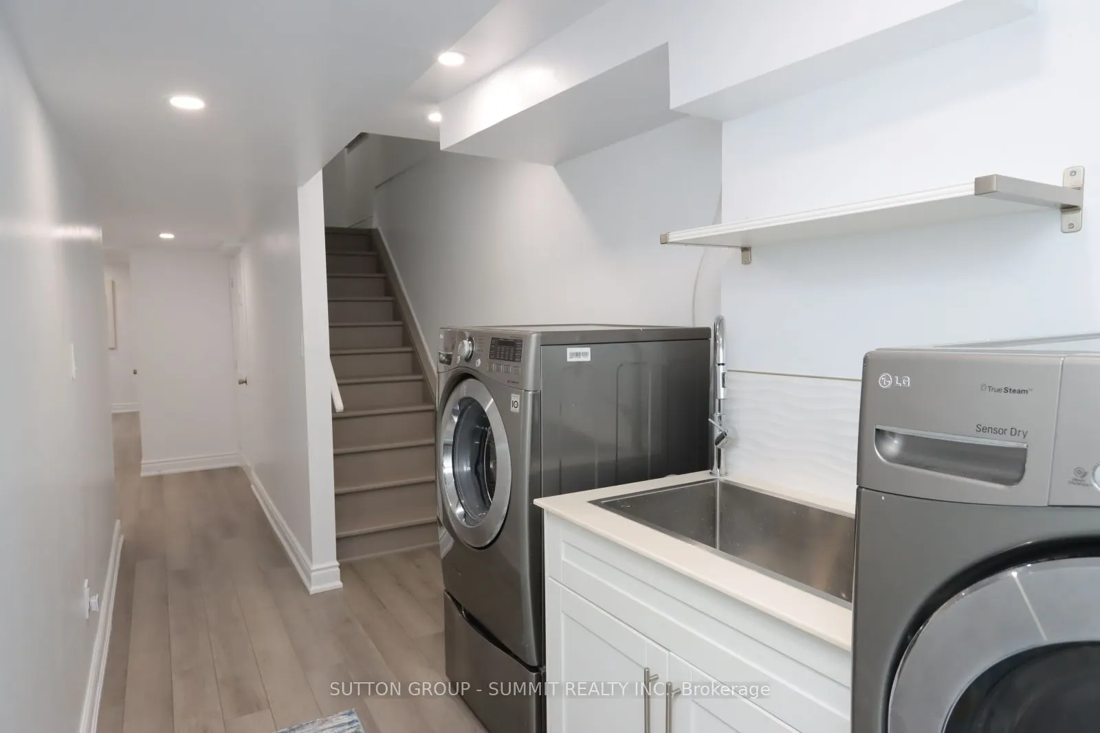 1771 Upper Wentworth Street, #25