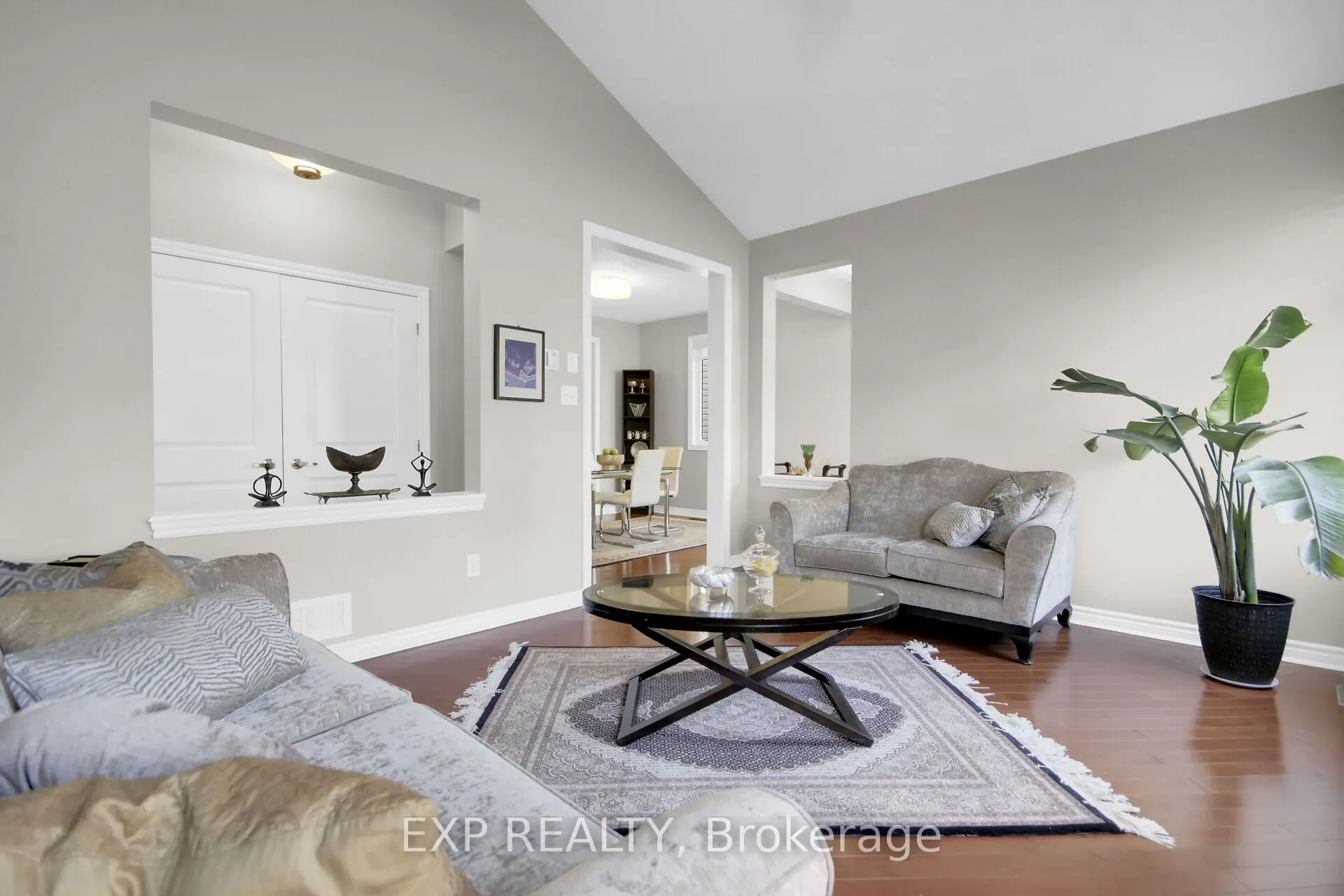 2629 Watermusic Bay Crescent