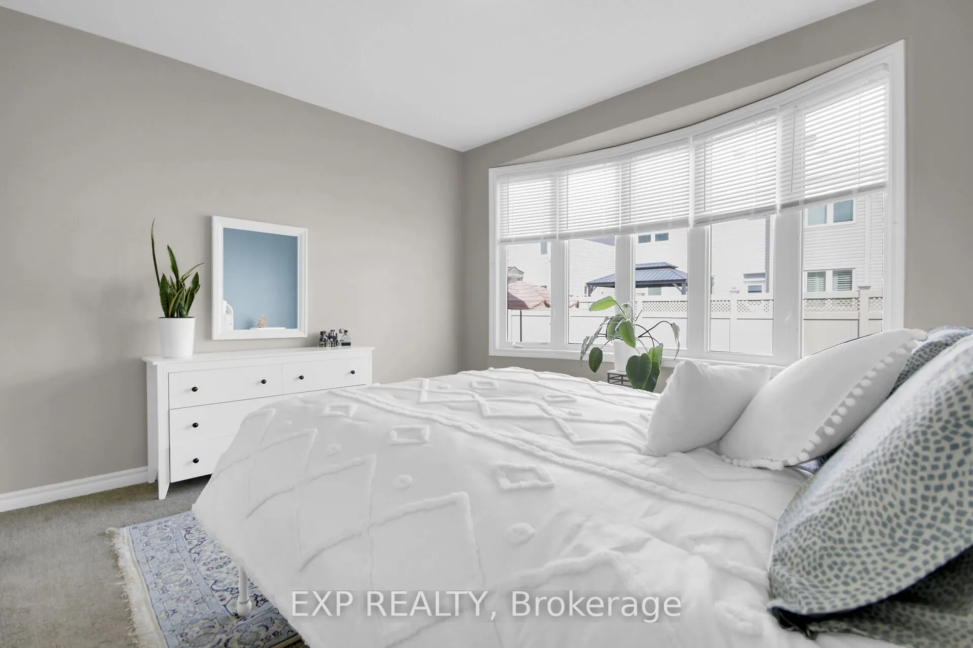 2629 Watermusic Bay Crescent