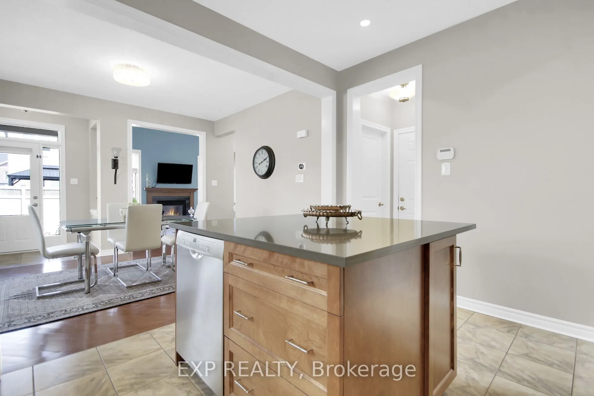 2629 Watermusic Bay Crescent