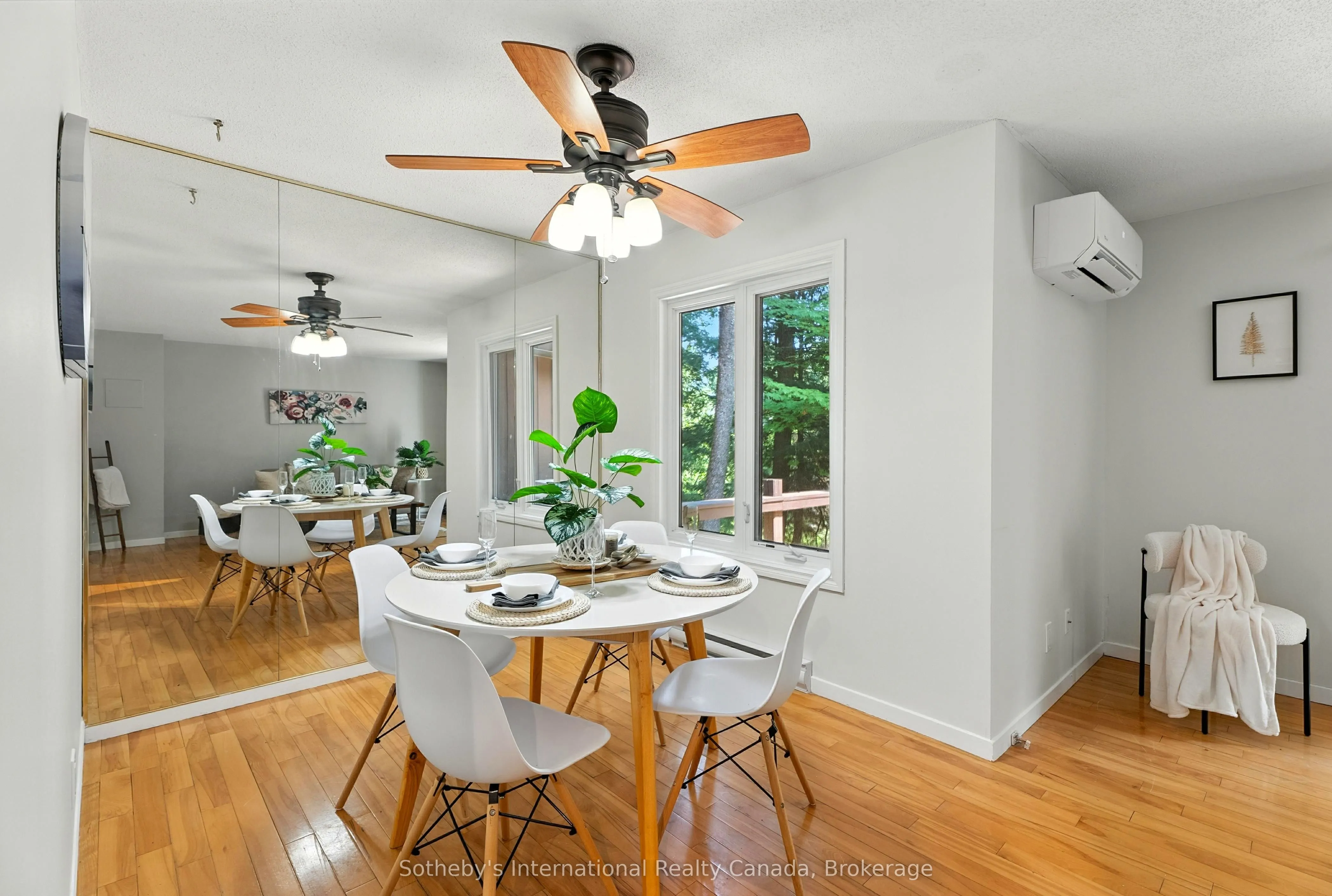 49 Southbank Drive, #10