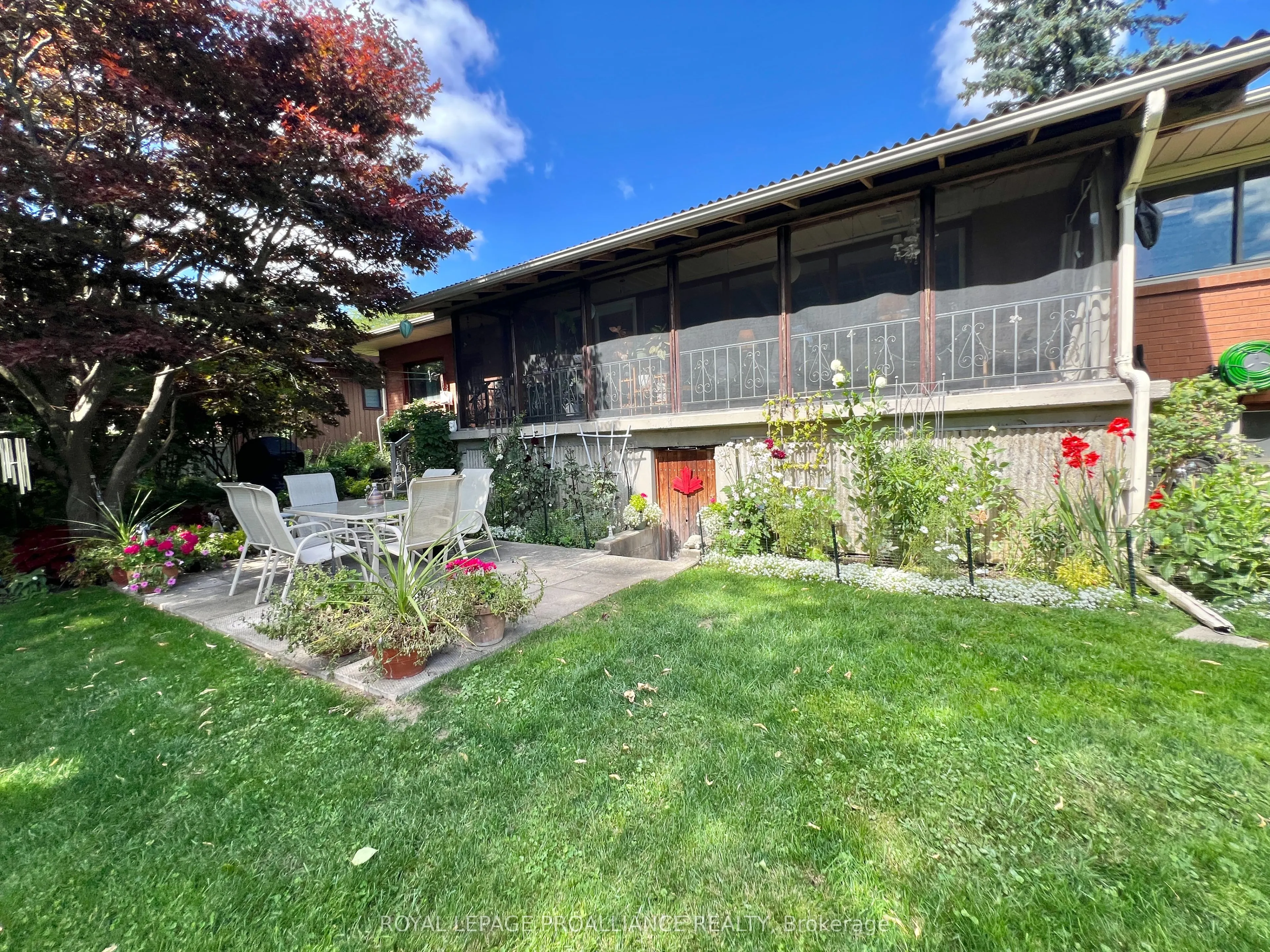 9 Sunset Drive