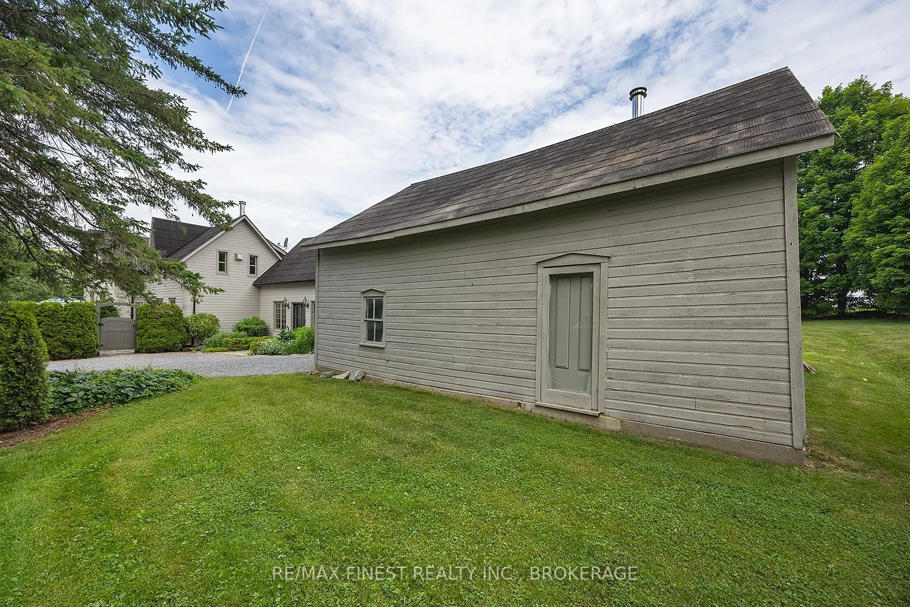 187 SIMMONS Road