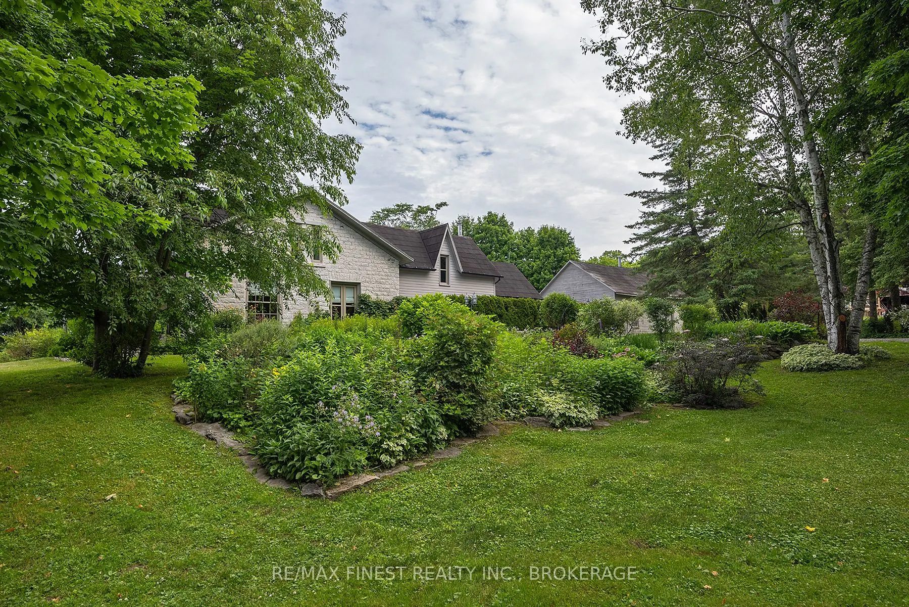 187 SIMMONS Road