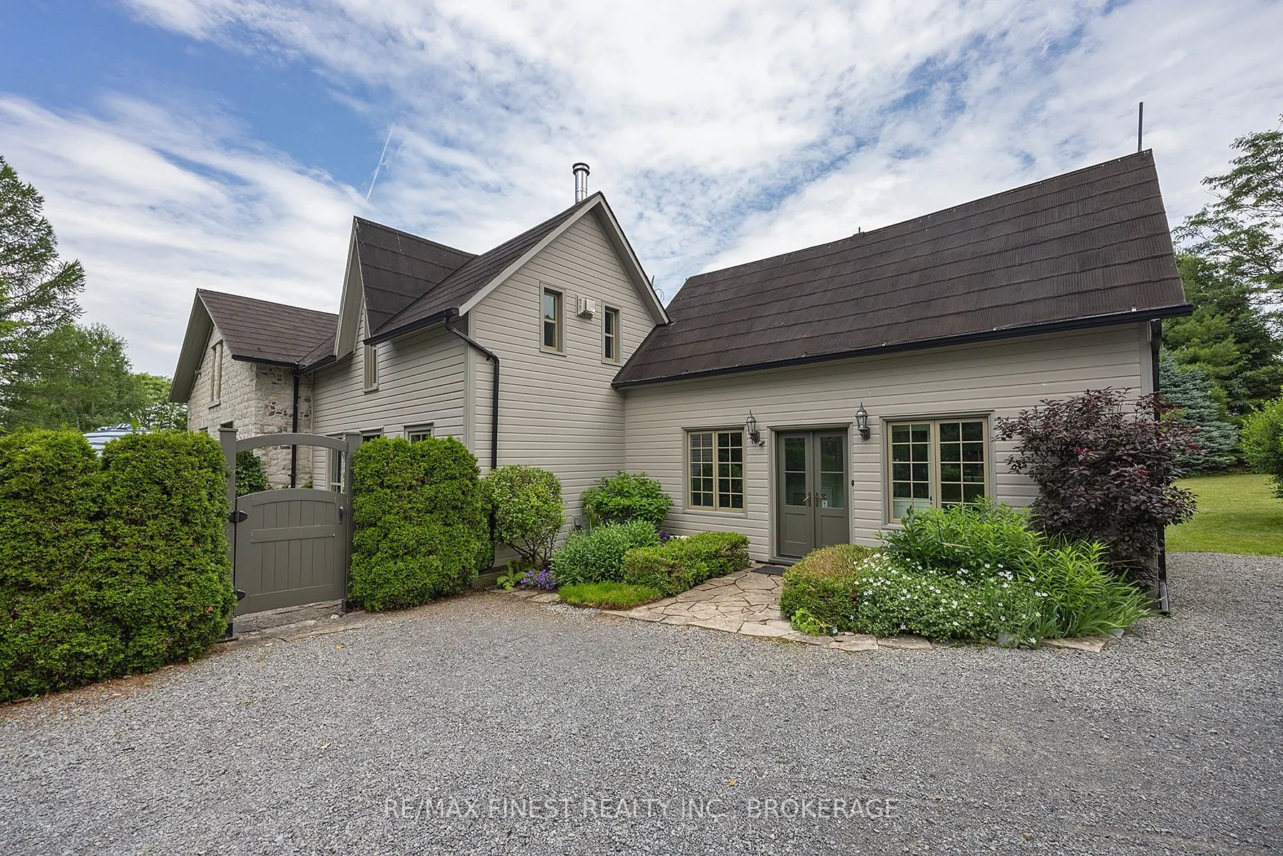 187 SIMMONS Road