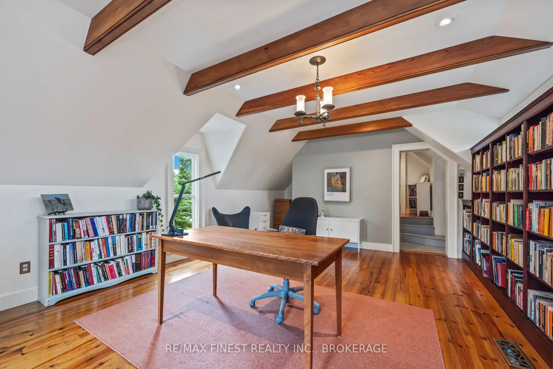 187 SIMMONS Road